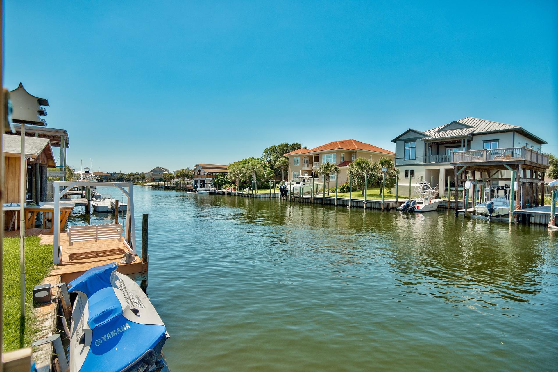 HOLIDAY ISLE - Residential