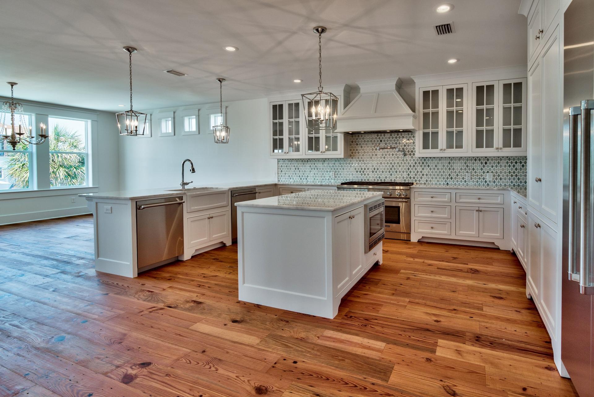 HOLIDAY ISLE - Residential