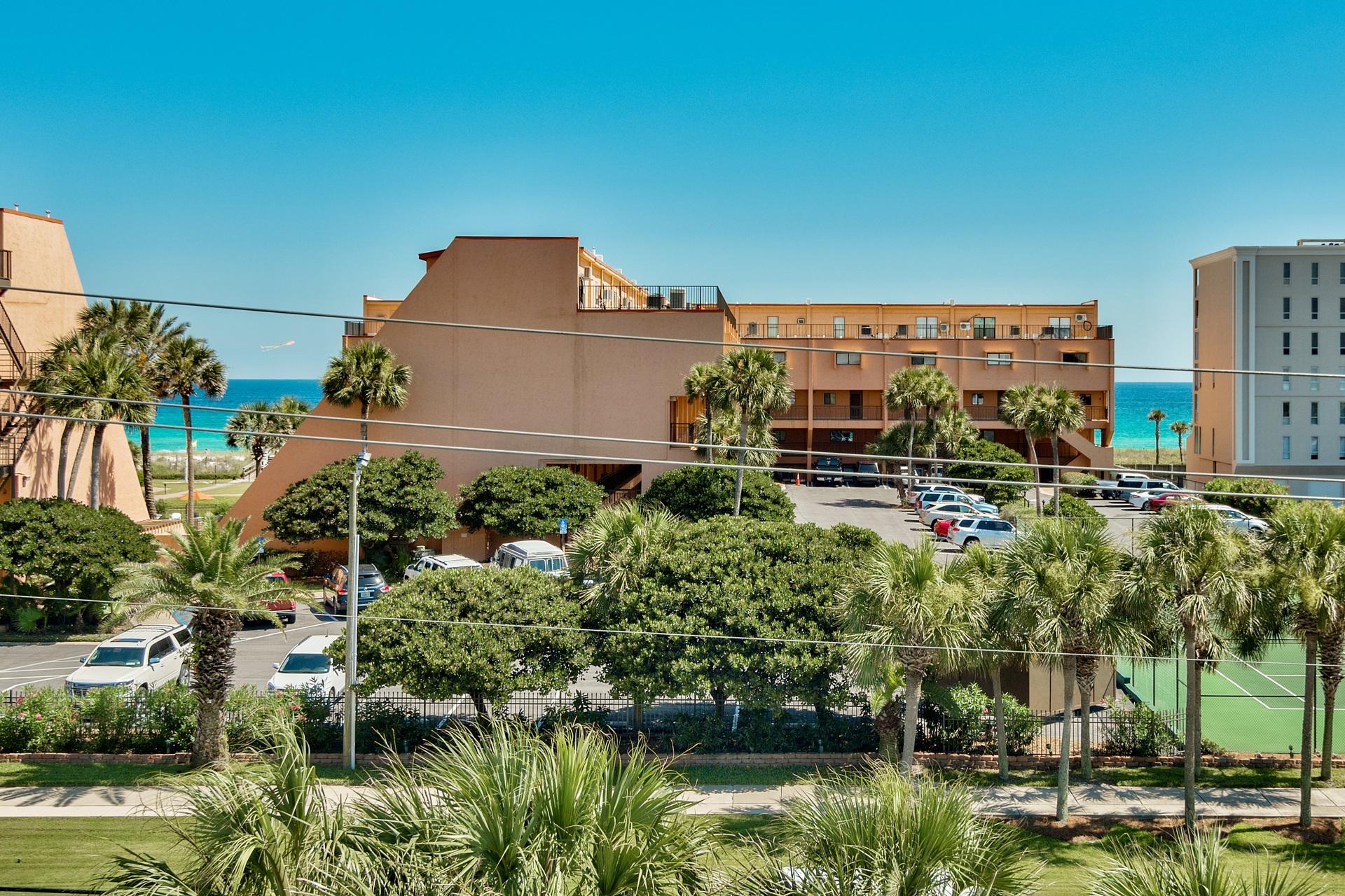 HOLIDAY ISLE - Residential