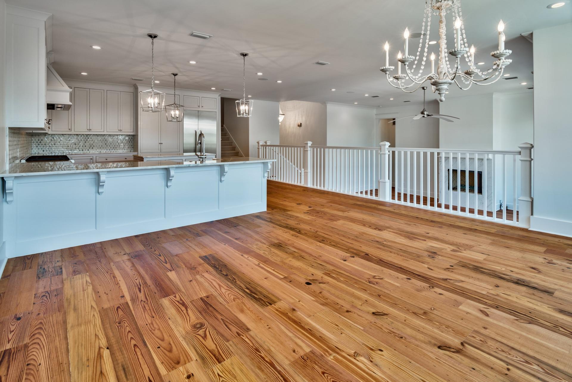 HOLIDAY ISLE - Residential
