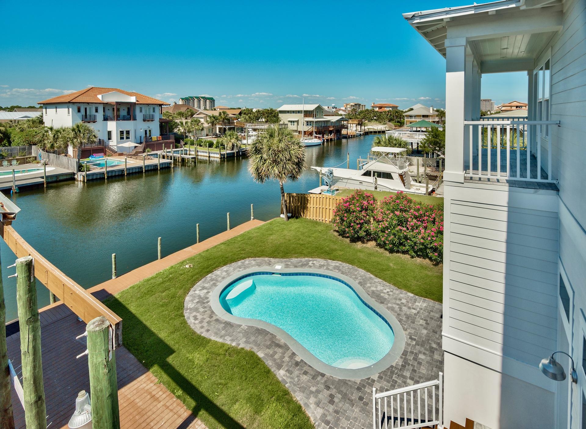 HOLIDAY ISLE - Residential