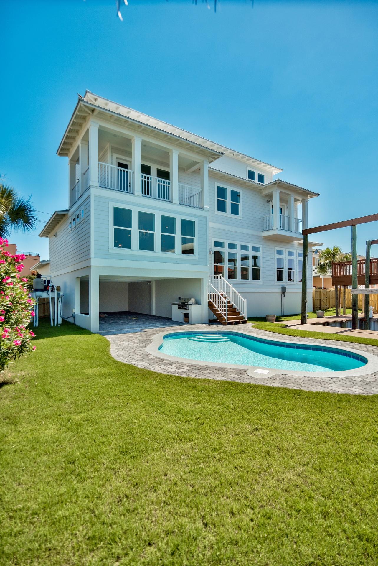 HOLIDAY ISLE - Residential