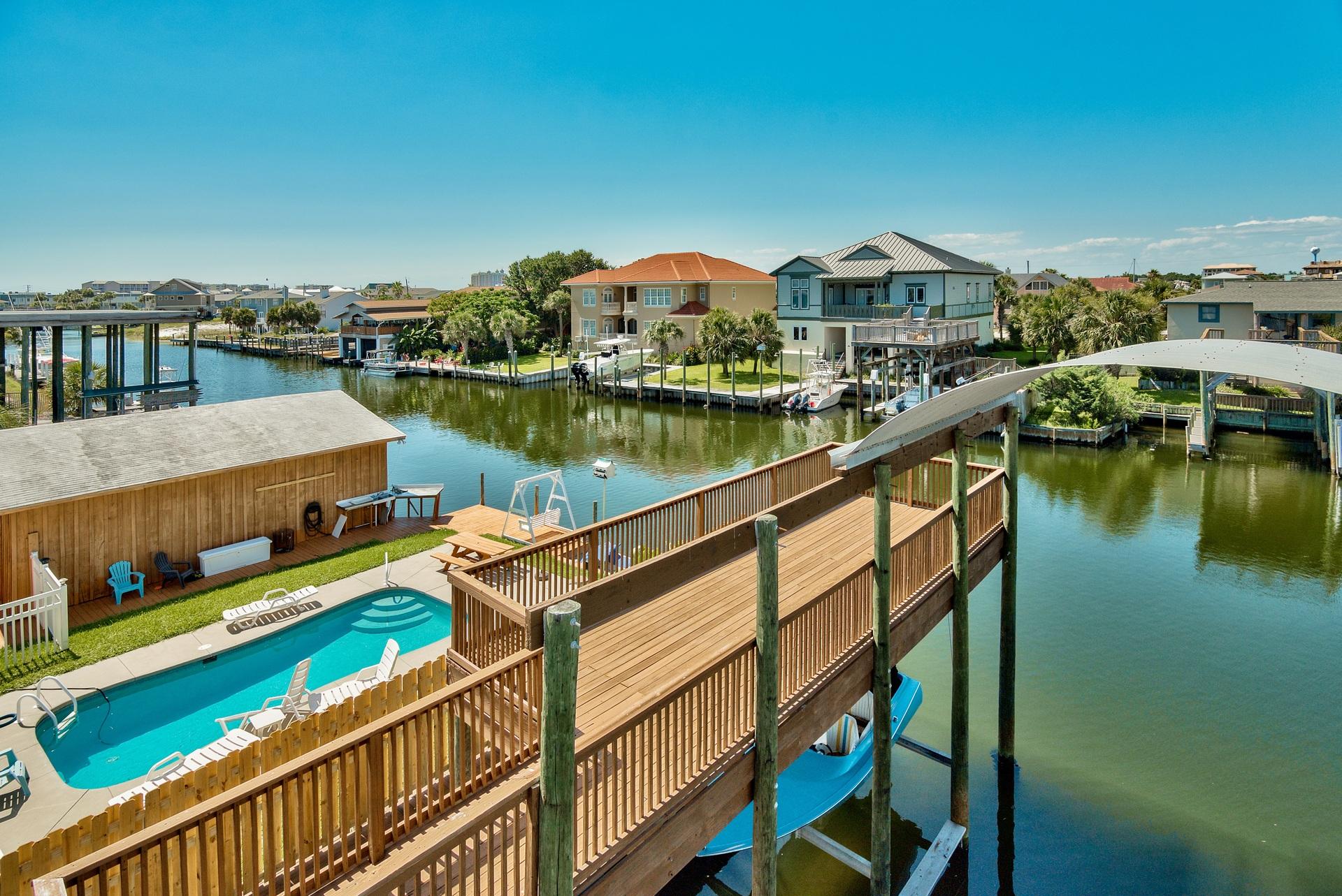 HOLIDAY ISLE - Residential