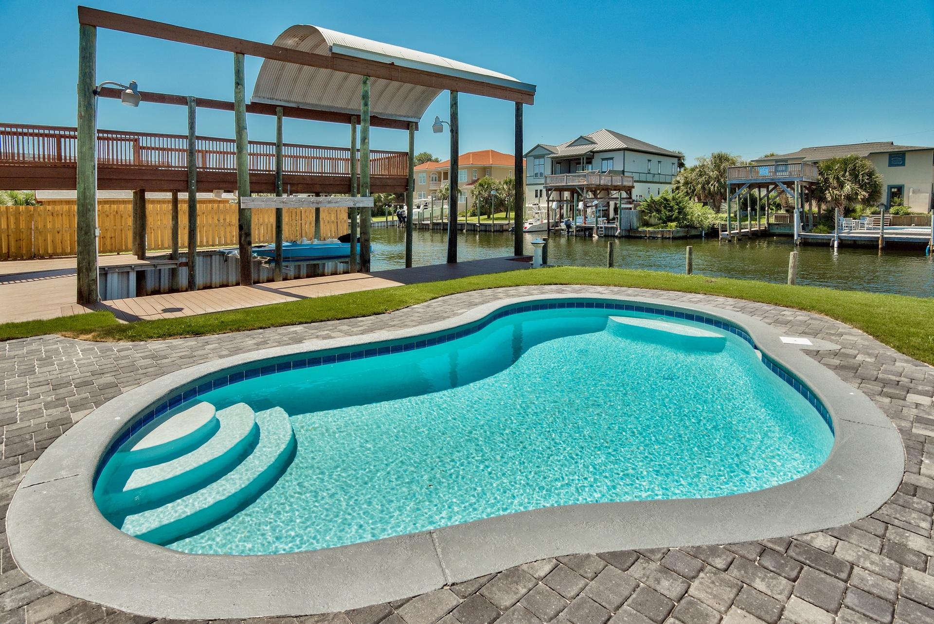 HOLIDAY ISLE - Residential