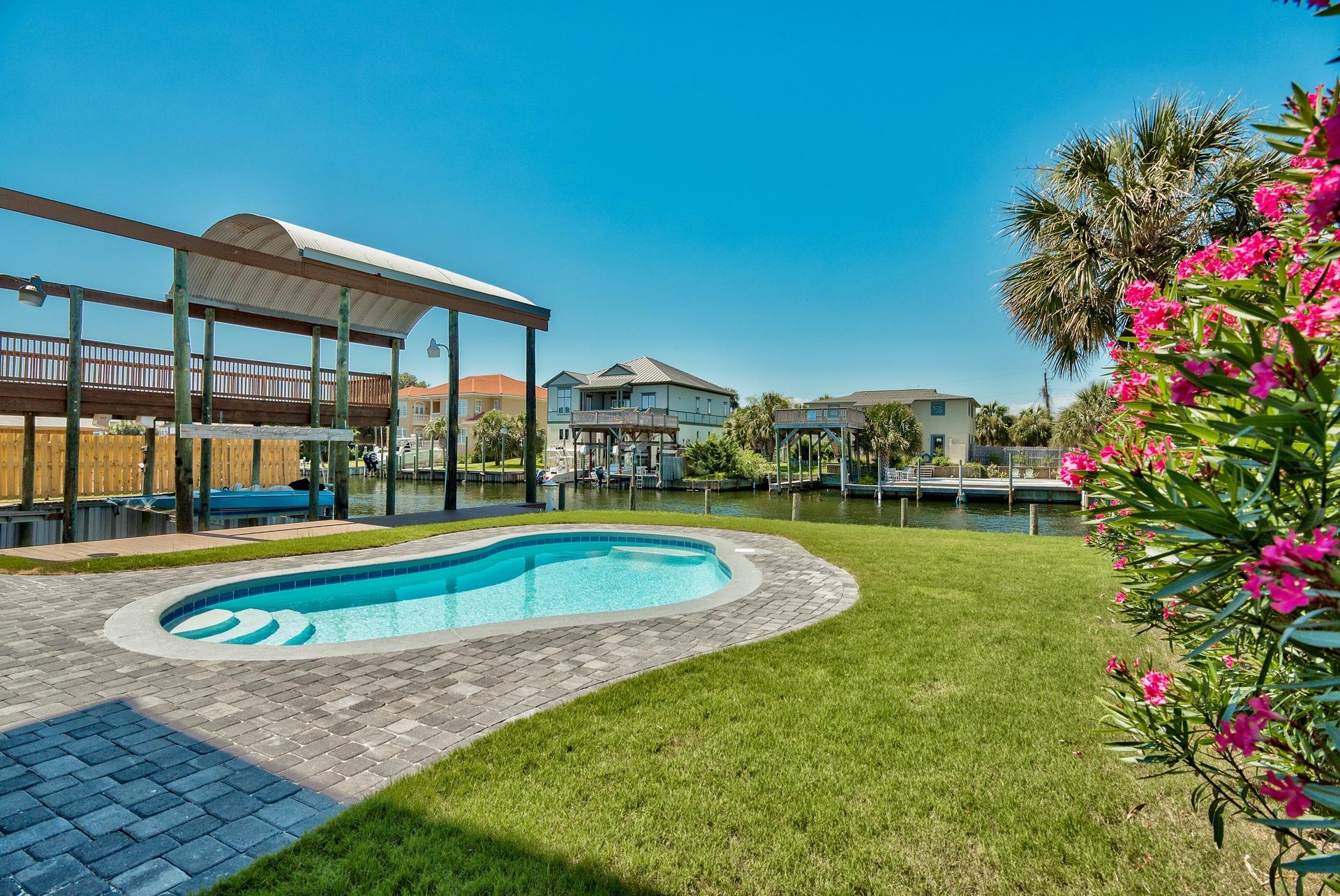 HOLIDAY ISLE - Residential
