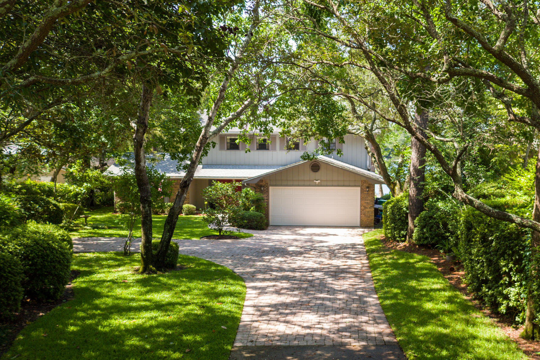 BAYOU VISTA - Residential