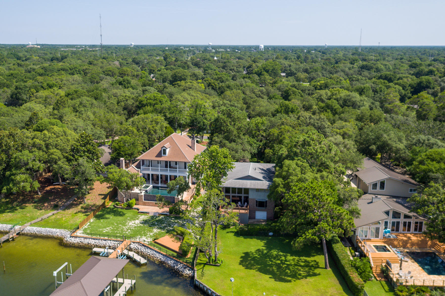 BAYOU VISTA - Residential