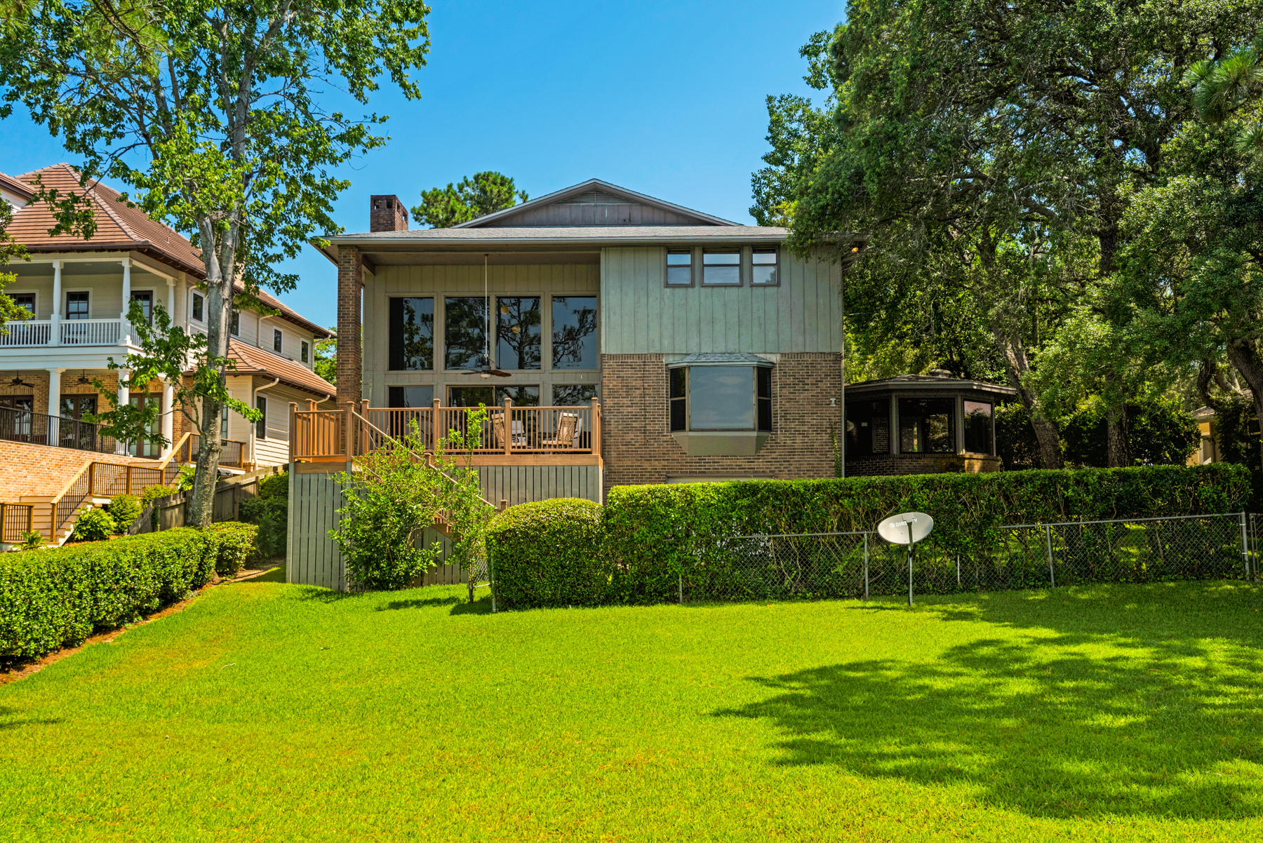 BAYOU VISTA - Residential