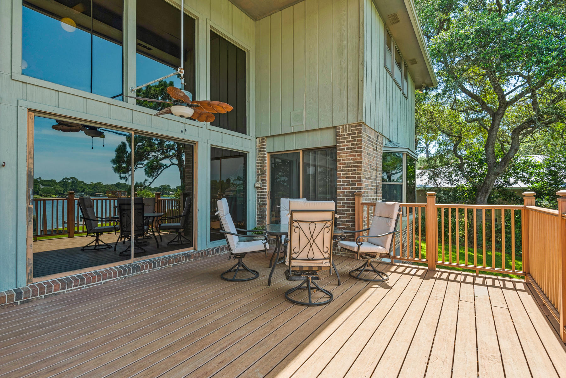 BAYOU VISTA - Residential