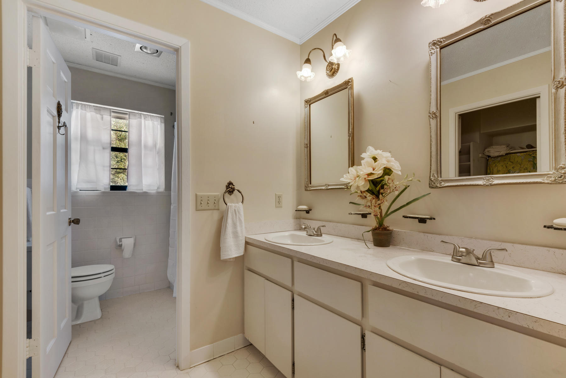 BAYOU VISTA - Residential