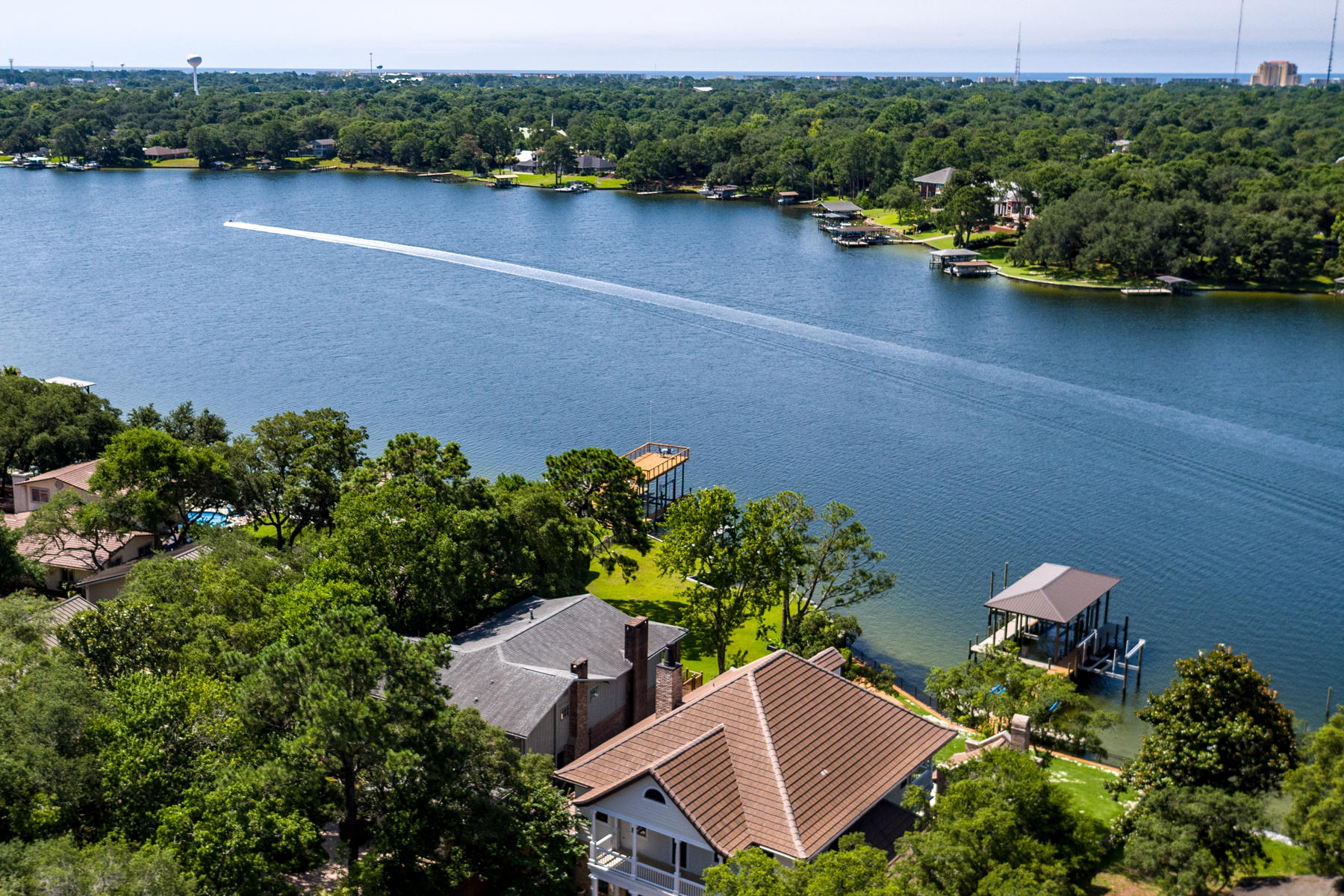 BAYOU VISTA - Residential