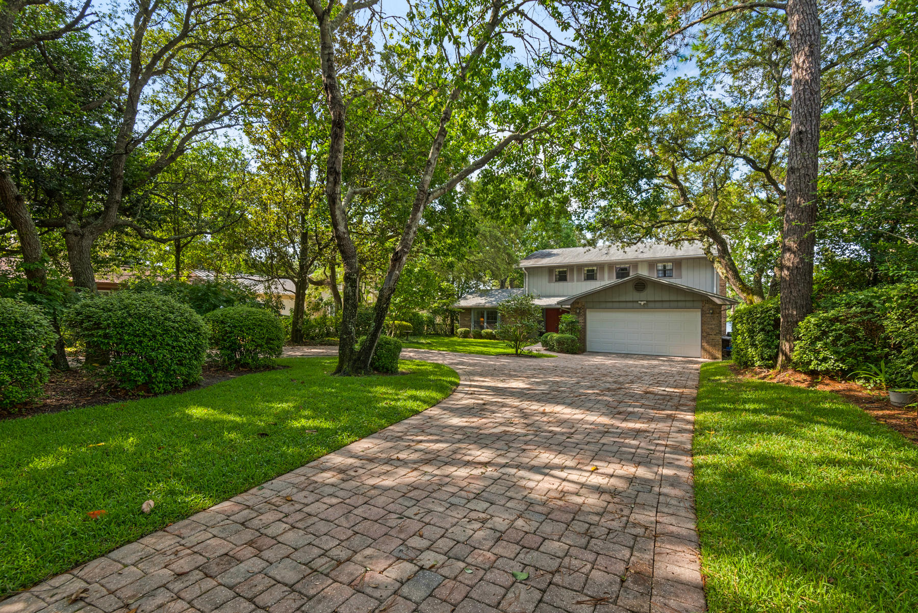 BAYOU VISTA - Residential