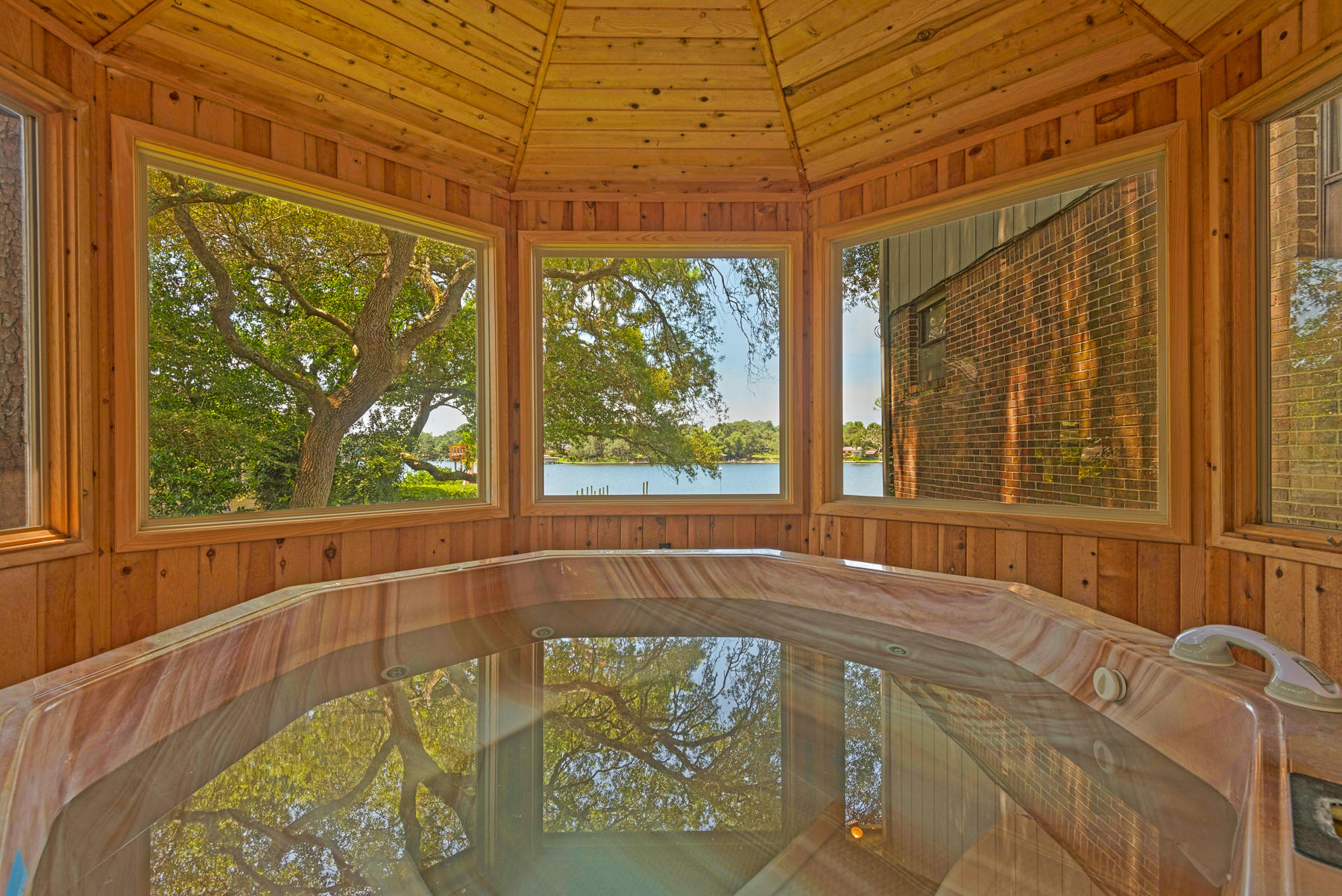 BAYOU VISTA - Residential