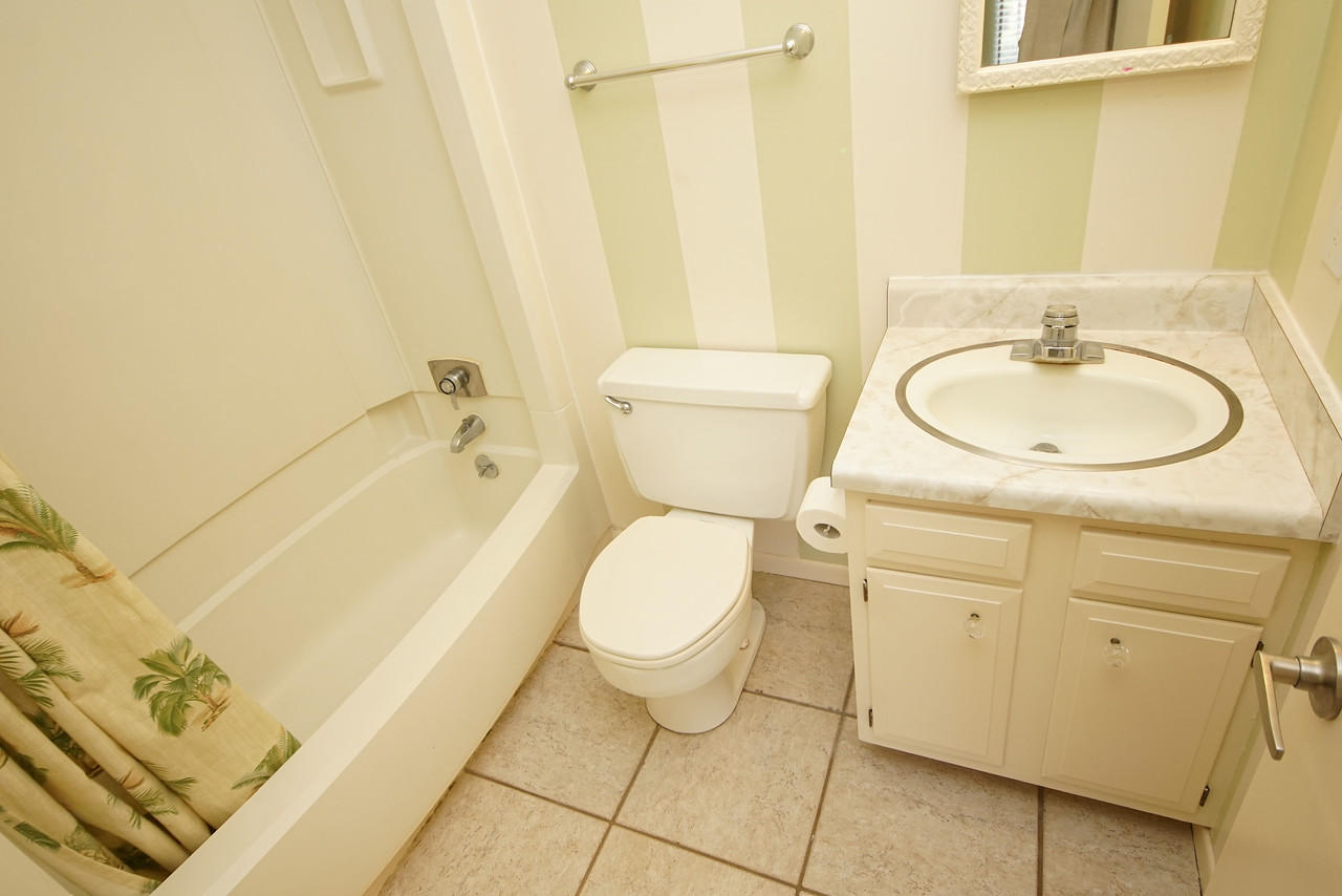 ISLA BLANCA T/H - Residential