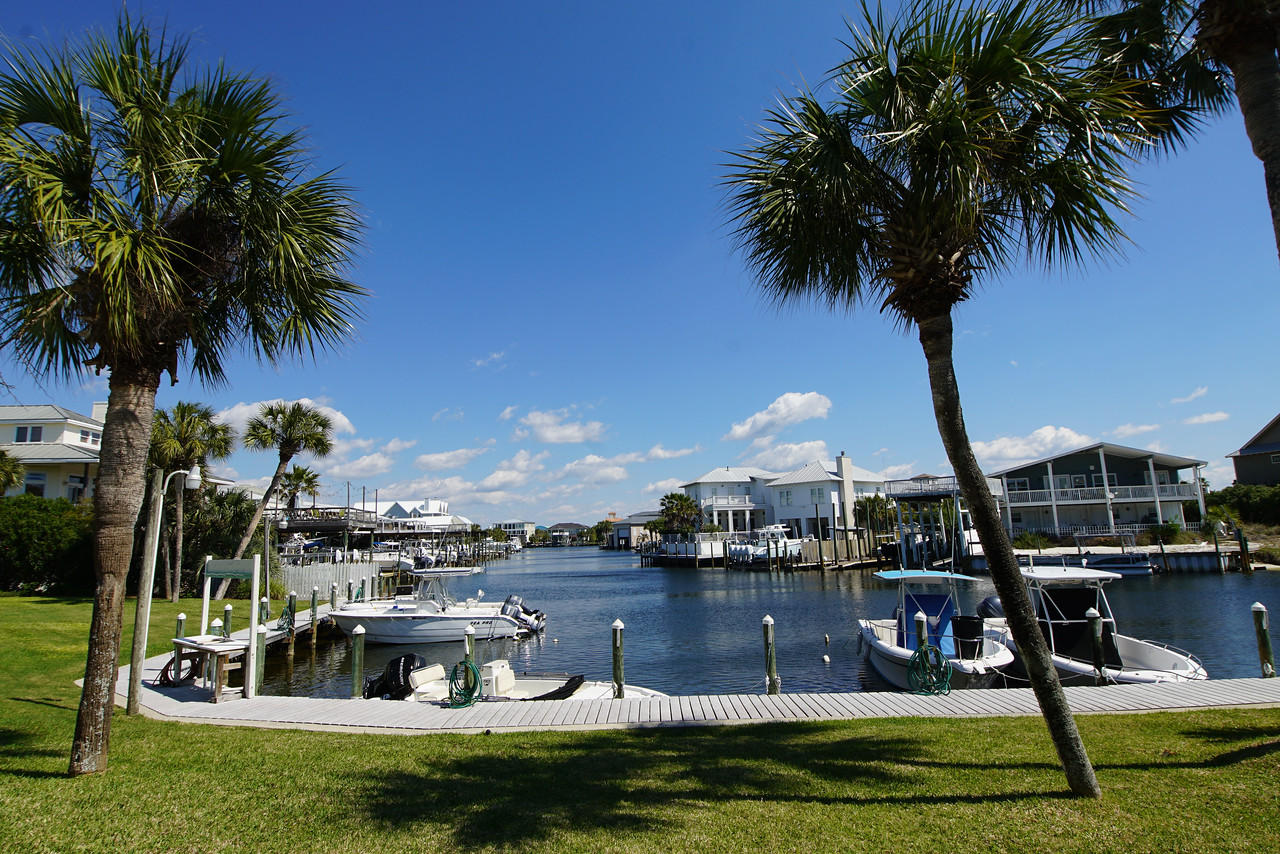 ISLA BLANCA T/H - Residential