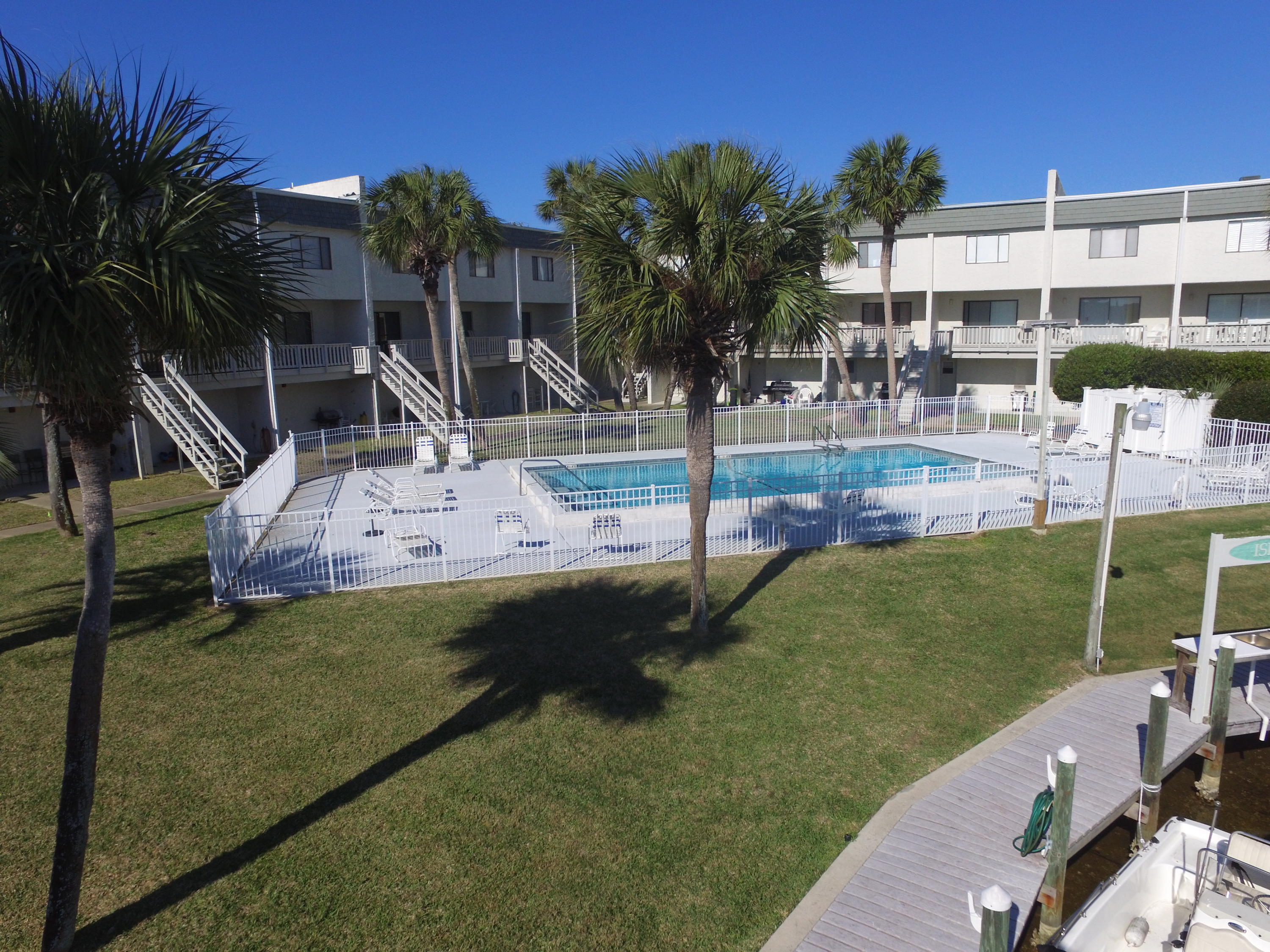 ISLA BLANCA T/H - Residential