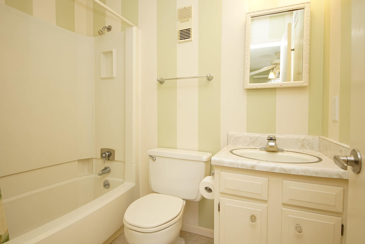 ISLA BLANCA T/H - Residential