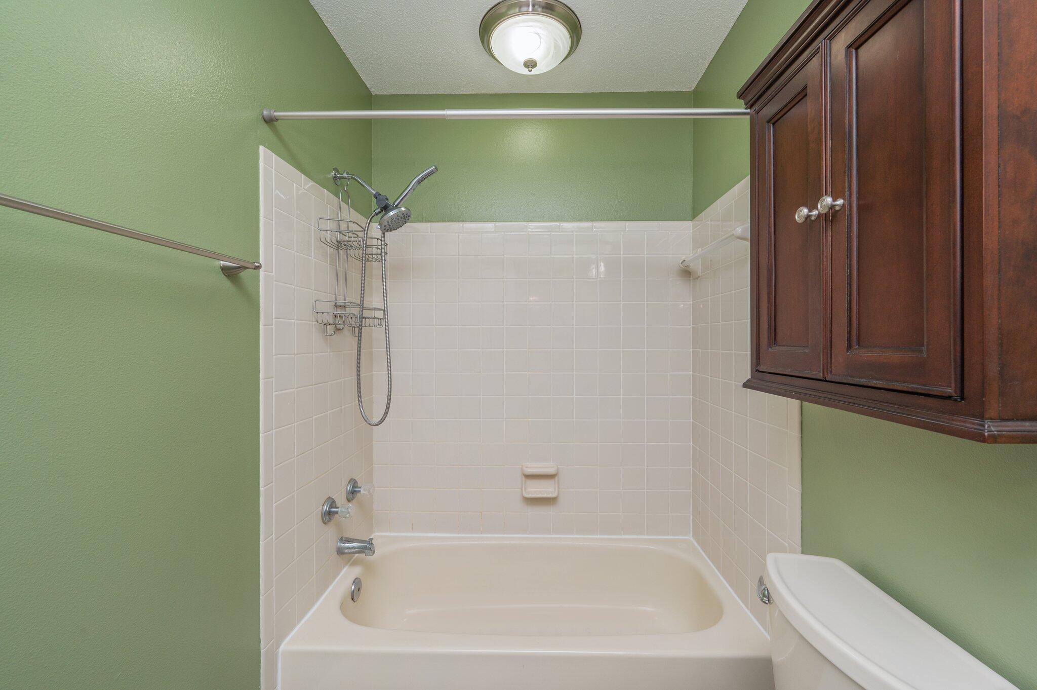 LONGLEAF HEIGHTS - Residential Lease