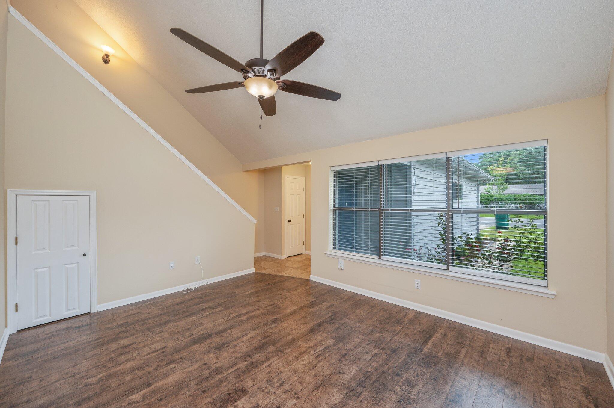 LONGLEAF HEIGHTS - Residential Lease
