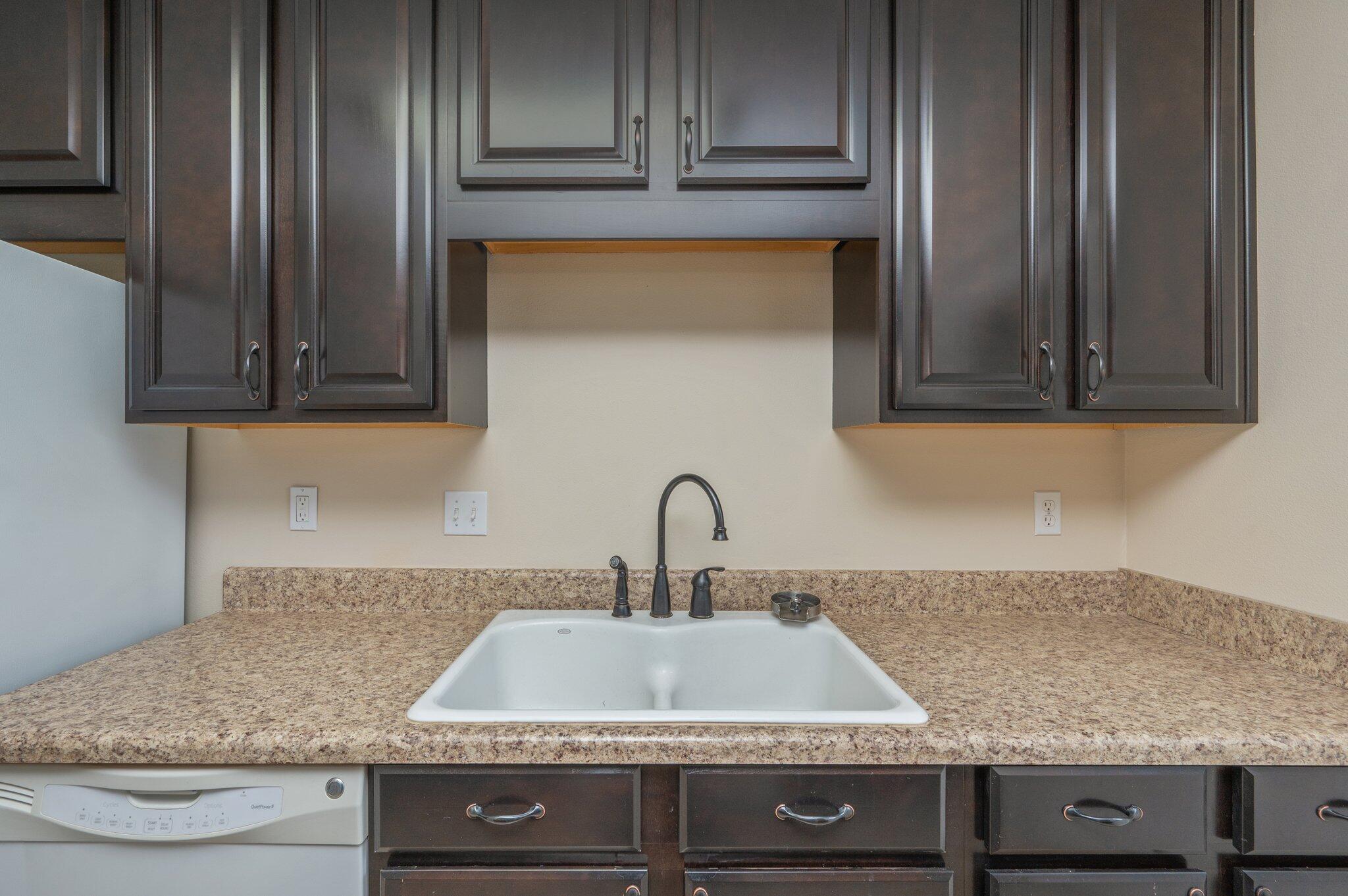 LONGLEAF HEIGHTS - Residential Lease