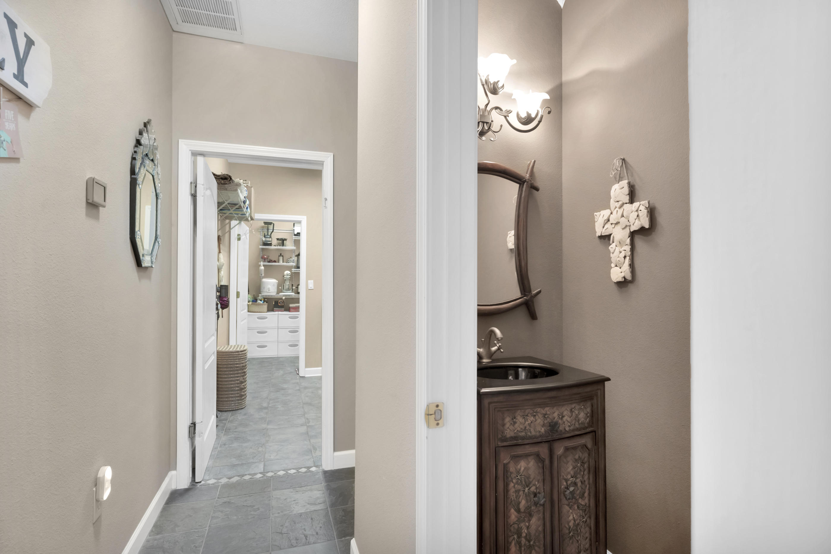 COUNTRY CLUB ESTATES 1ST ADDN - Residential