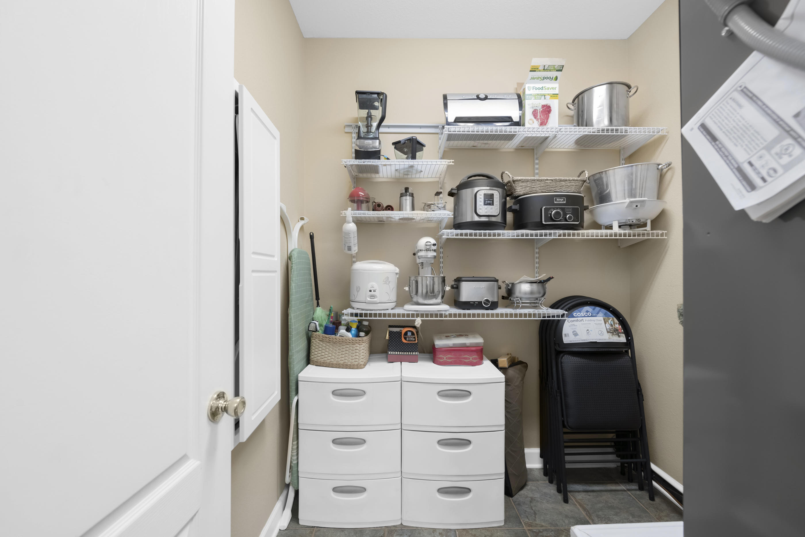 COUNTRY CLUB ESTATES 1ST ADDN - Residential