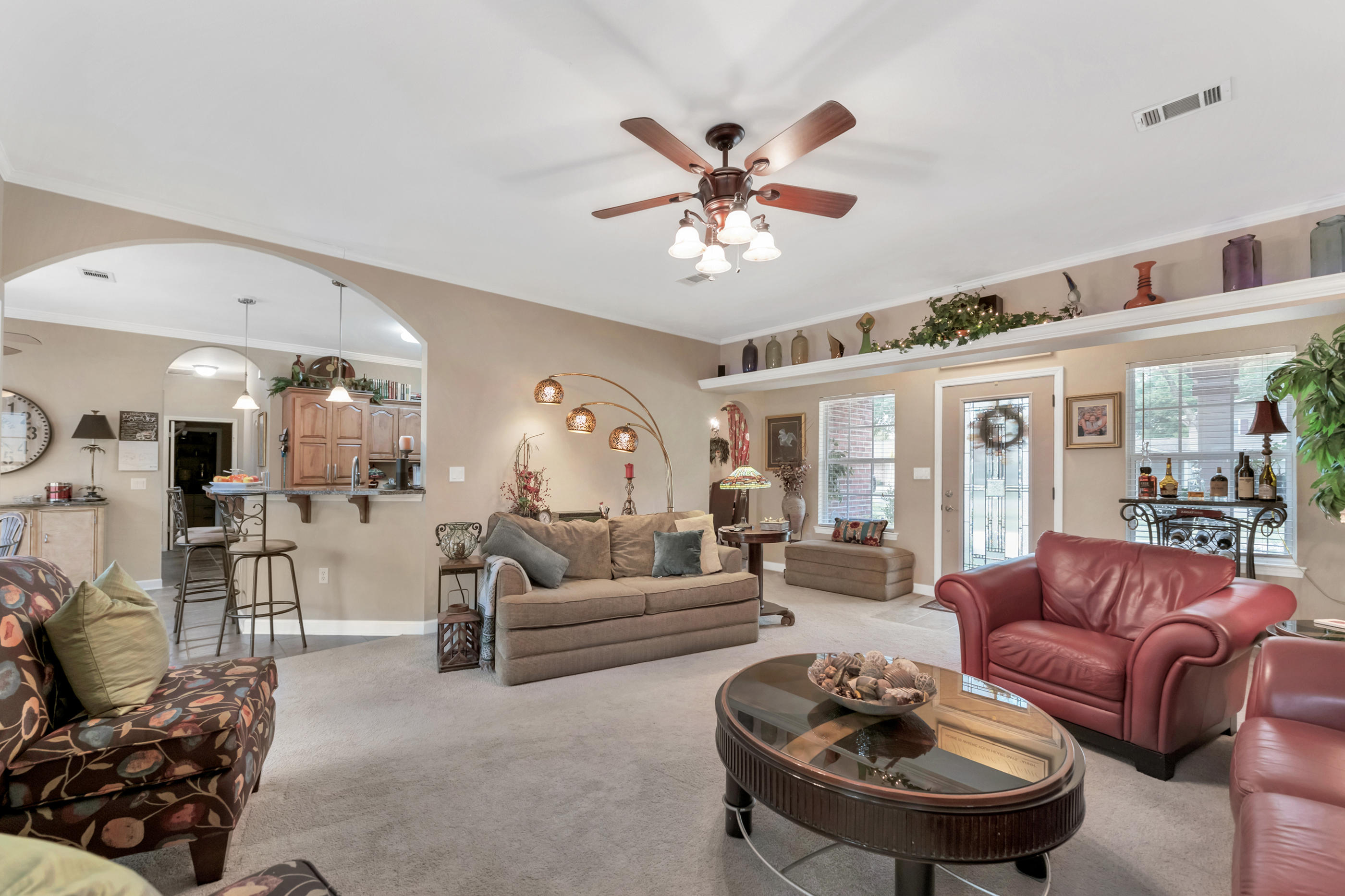 COUNTRY CLUB ESTATES 1ST ADDN - Residential