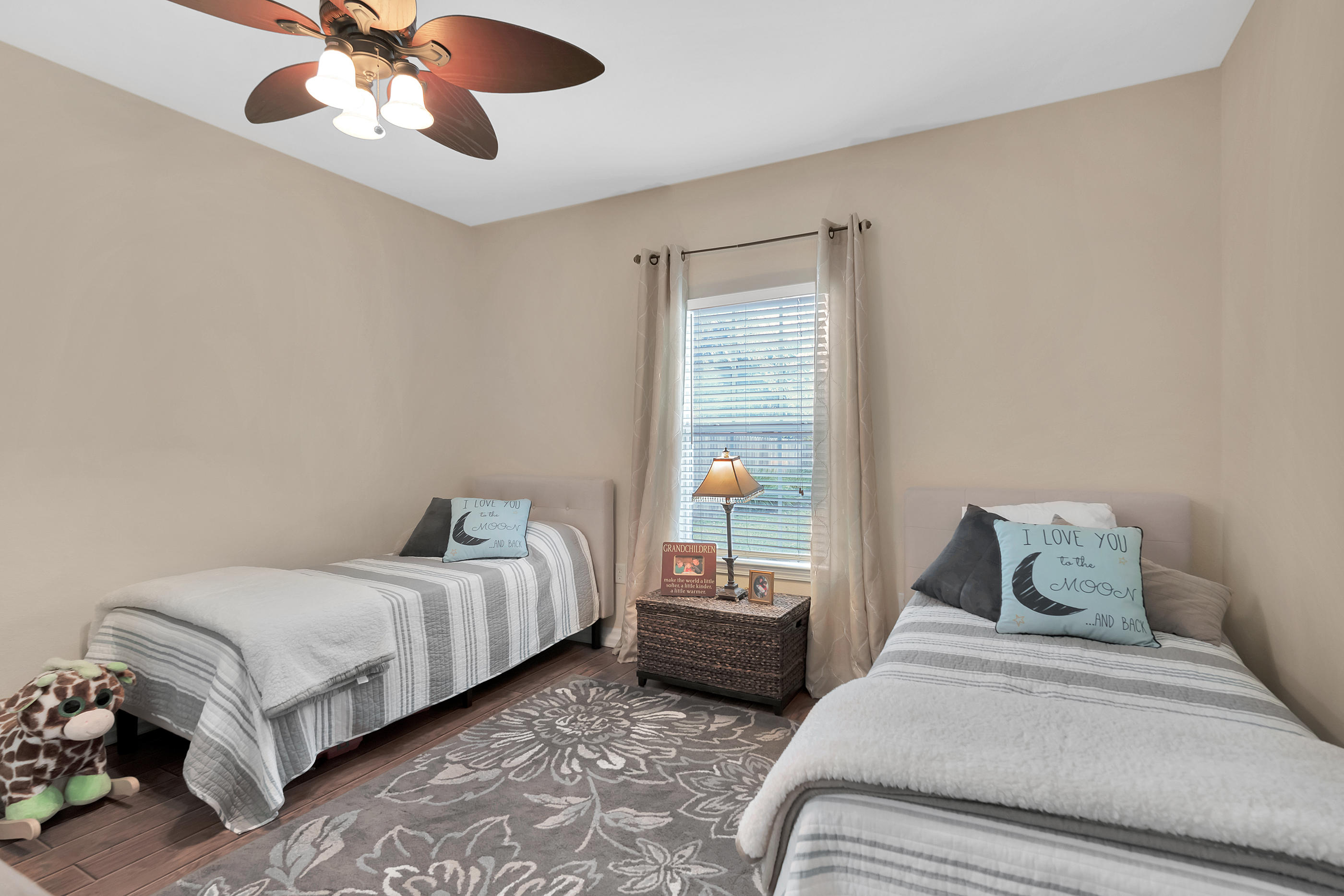 COUNTRY CLUB ESTATES 1ST ADDN - Residential