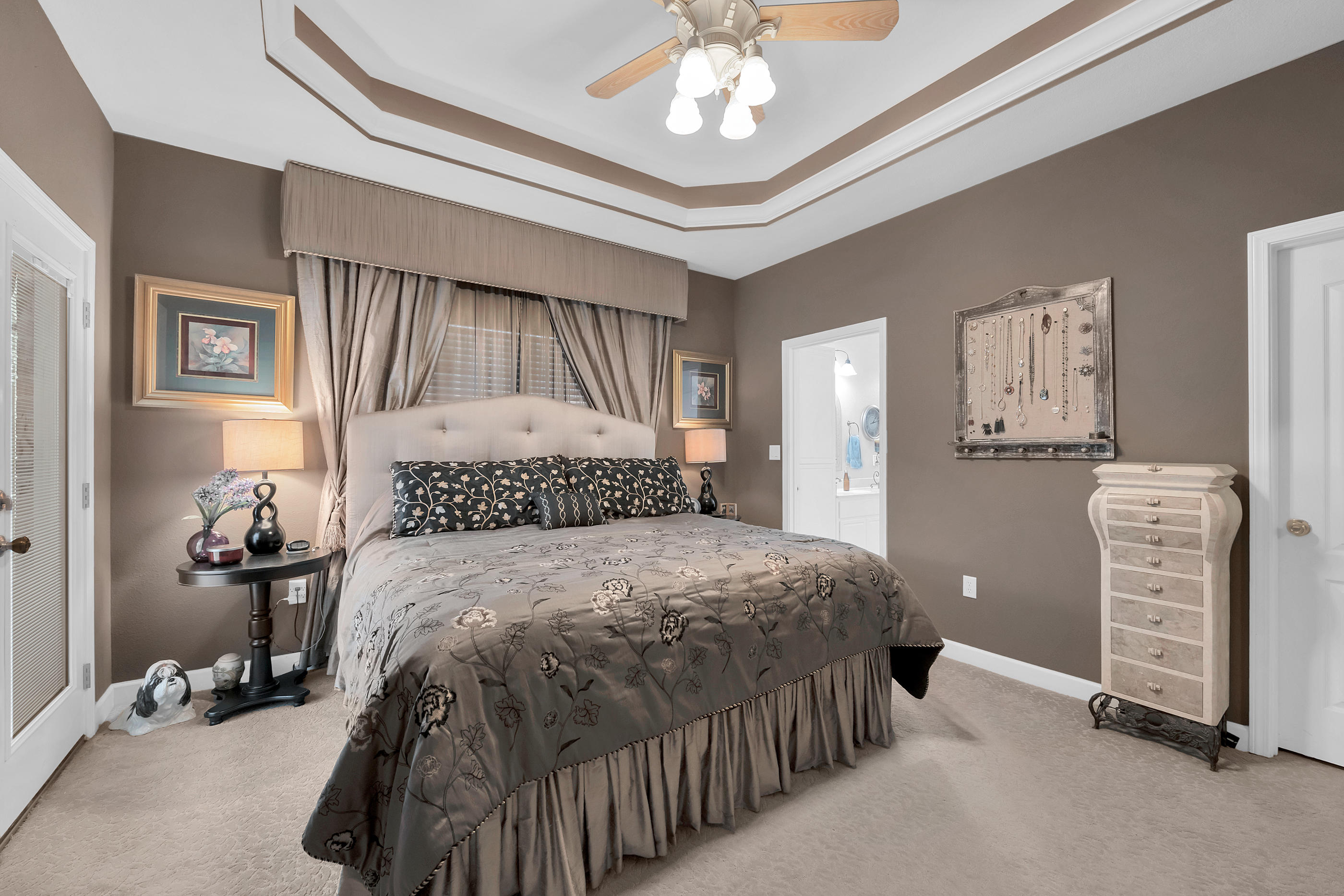 COUNTRY CLUB ESTATES 1ST ADDN - Residential