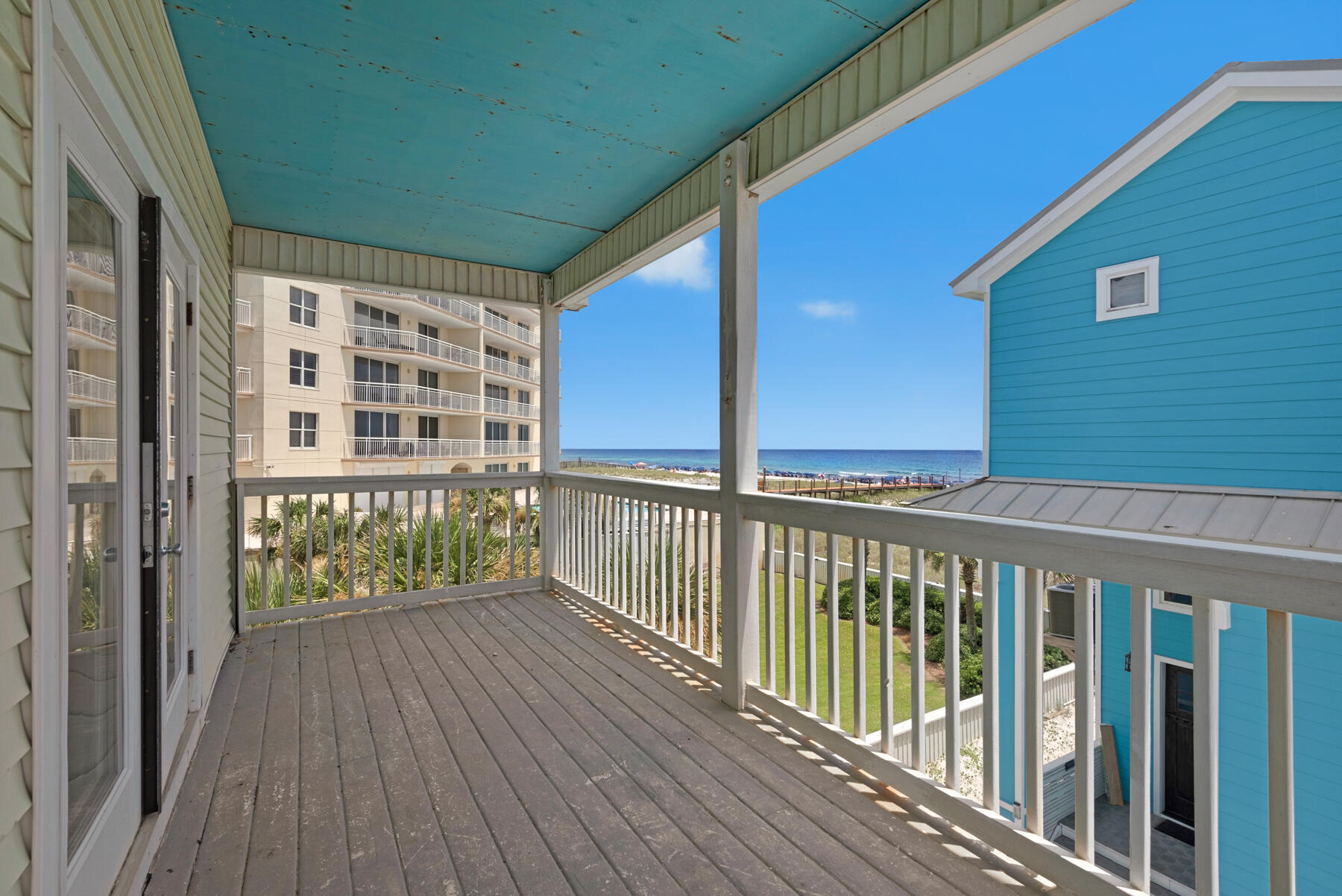 SUMMER PLACE - Residential