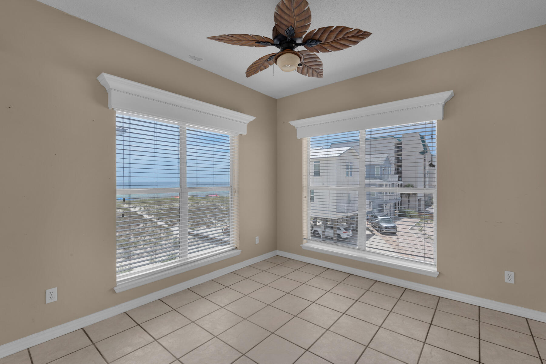 SUMMER PLACE - Residential