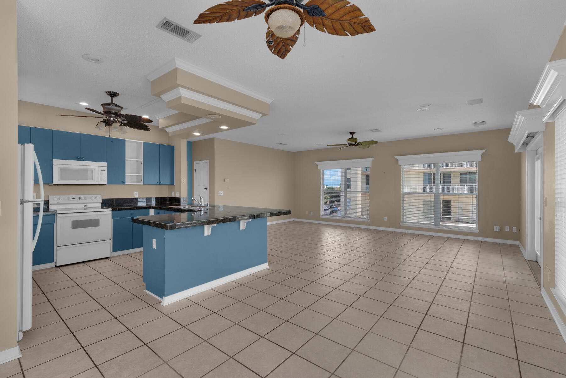 SUMMER PLACE - Residential