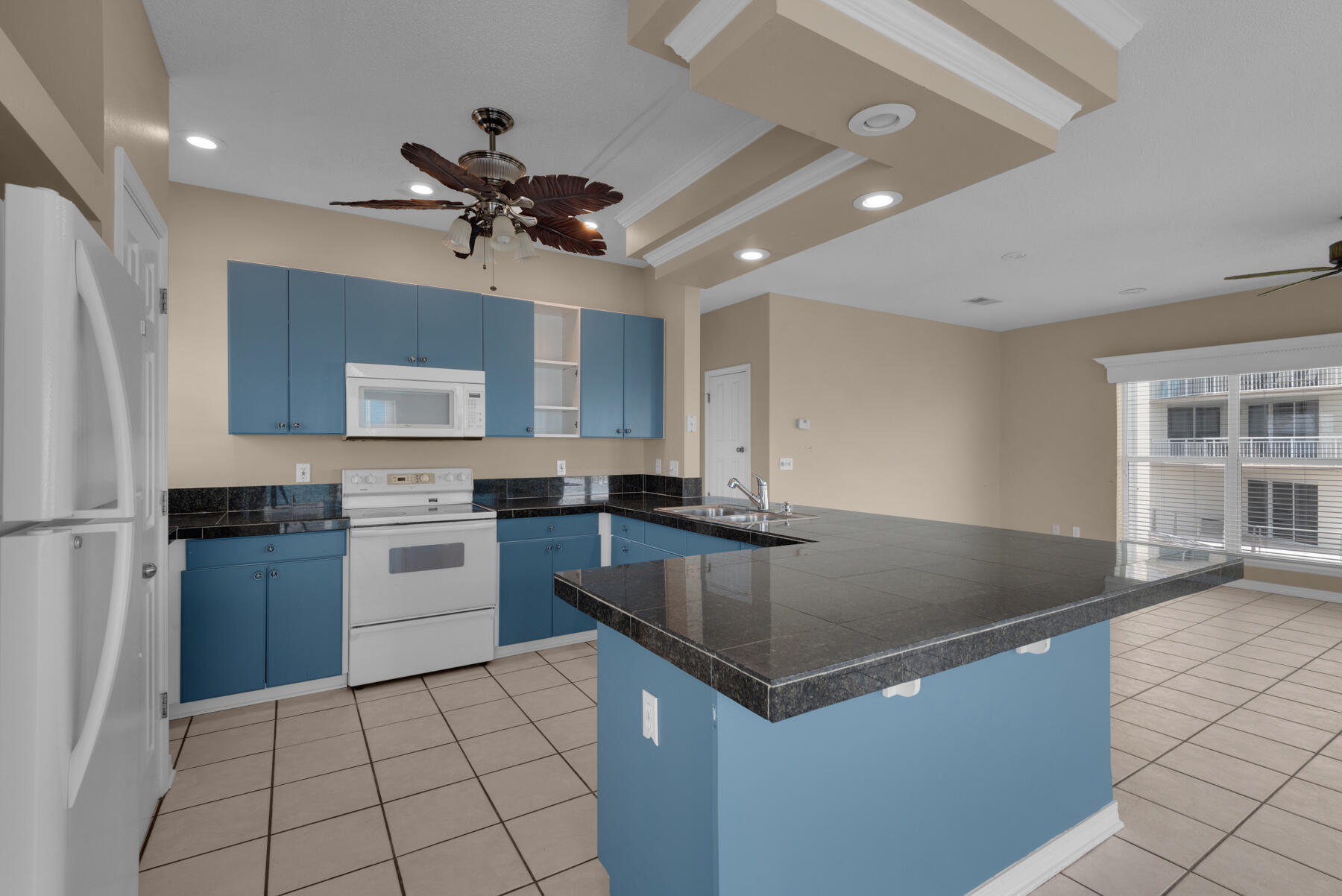 SUMMER PLACE - Residential