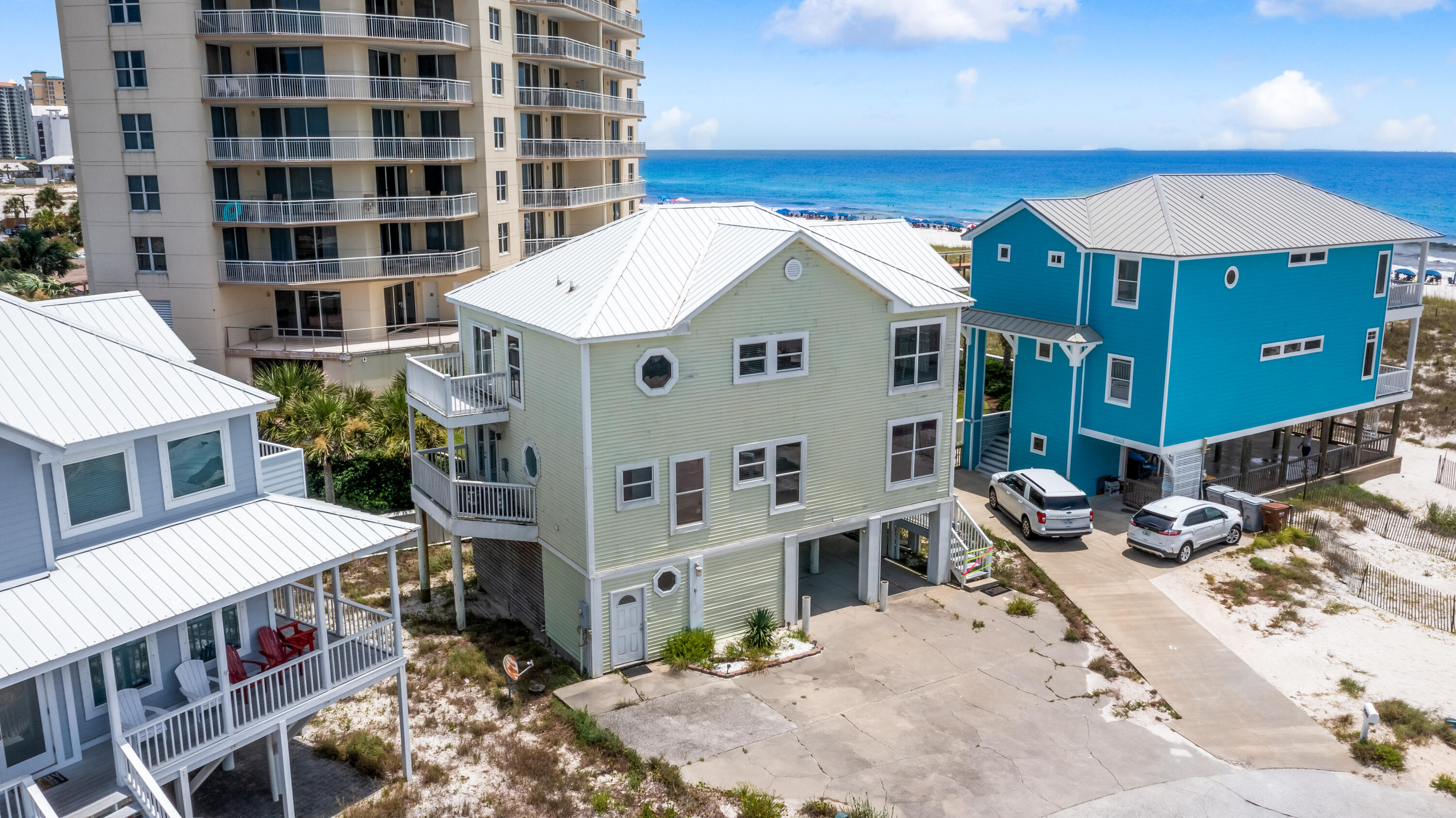 SUMMER PLACE - Residential