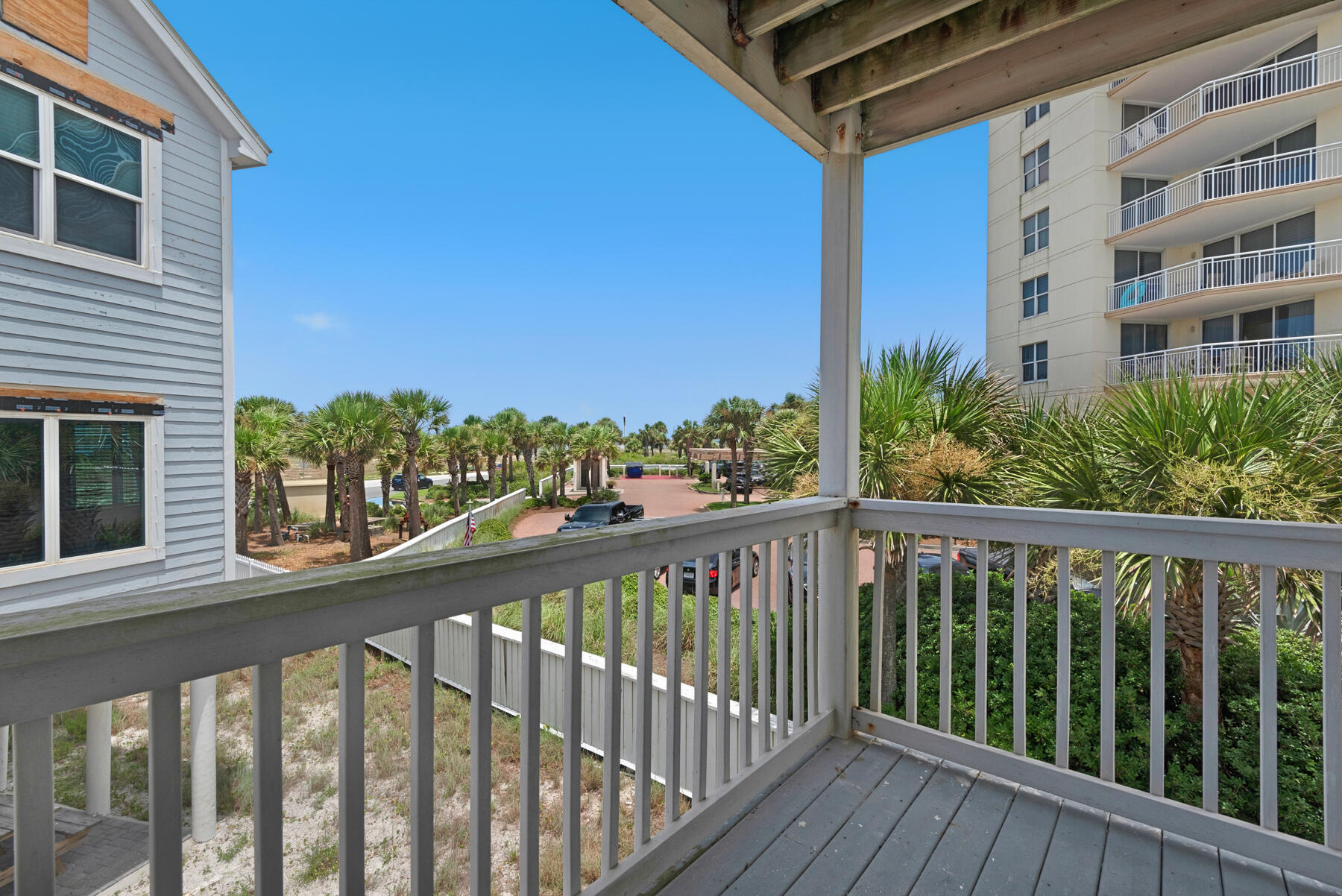 SUMMER PLACE - Residential