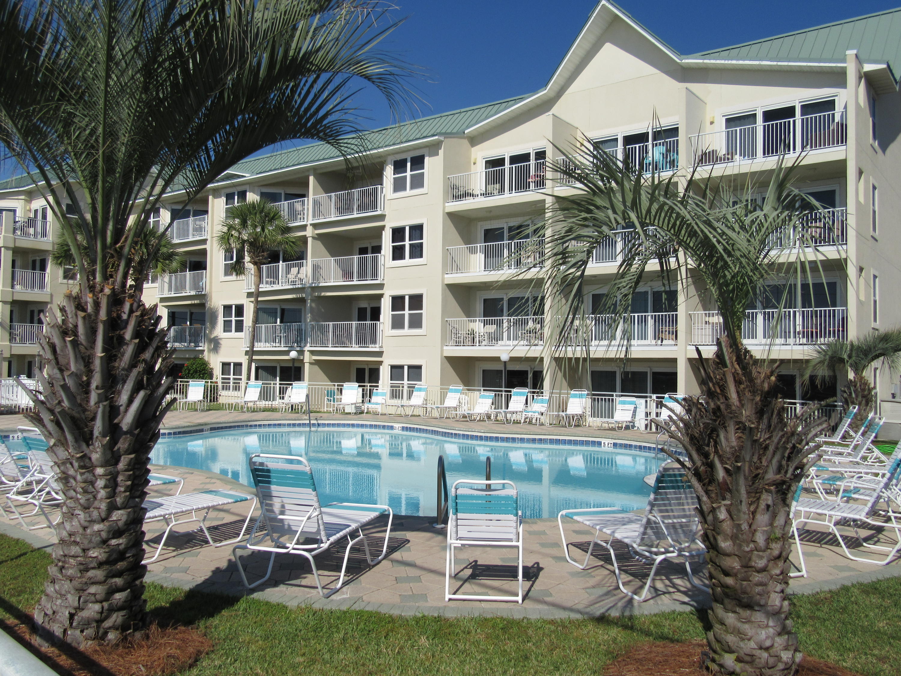 MARAVILLA CONDO 1 - Residential