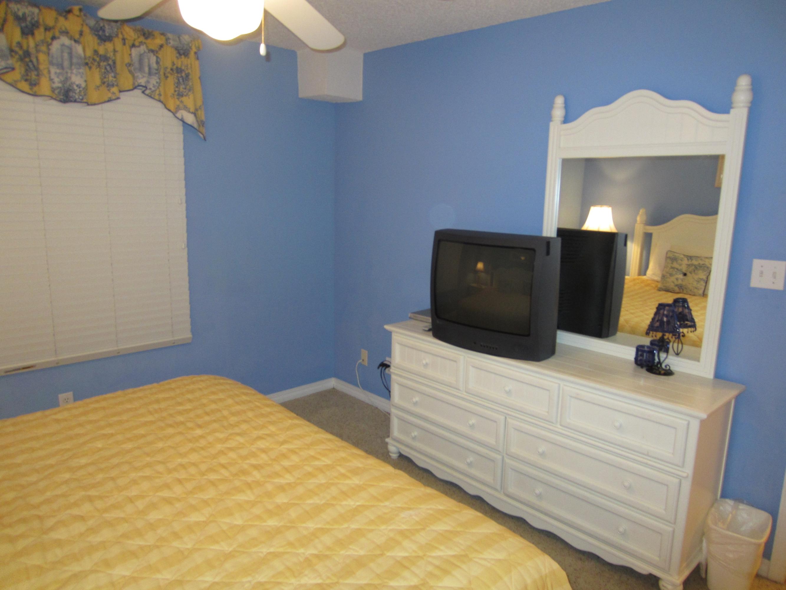 MARAVILLA CONDO 1 - Residential