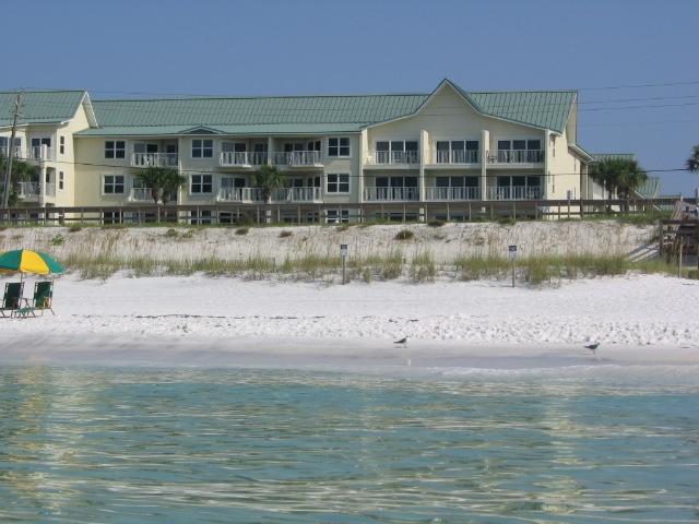 MARAVILLA CONDO 1 - Residential