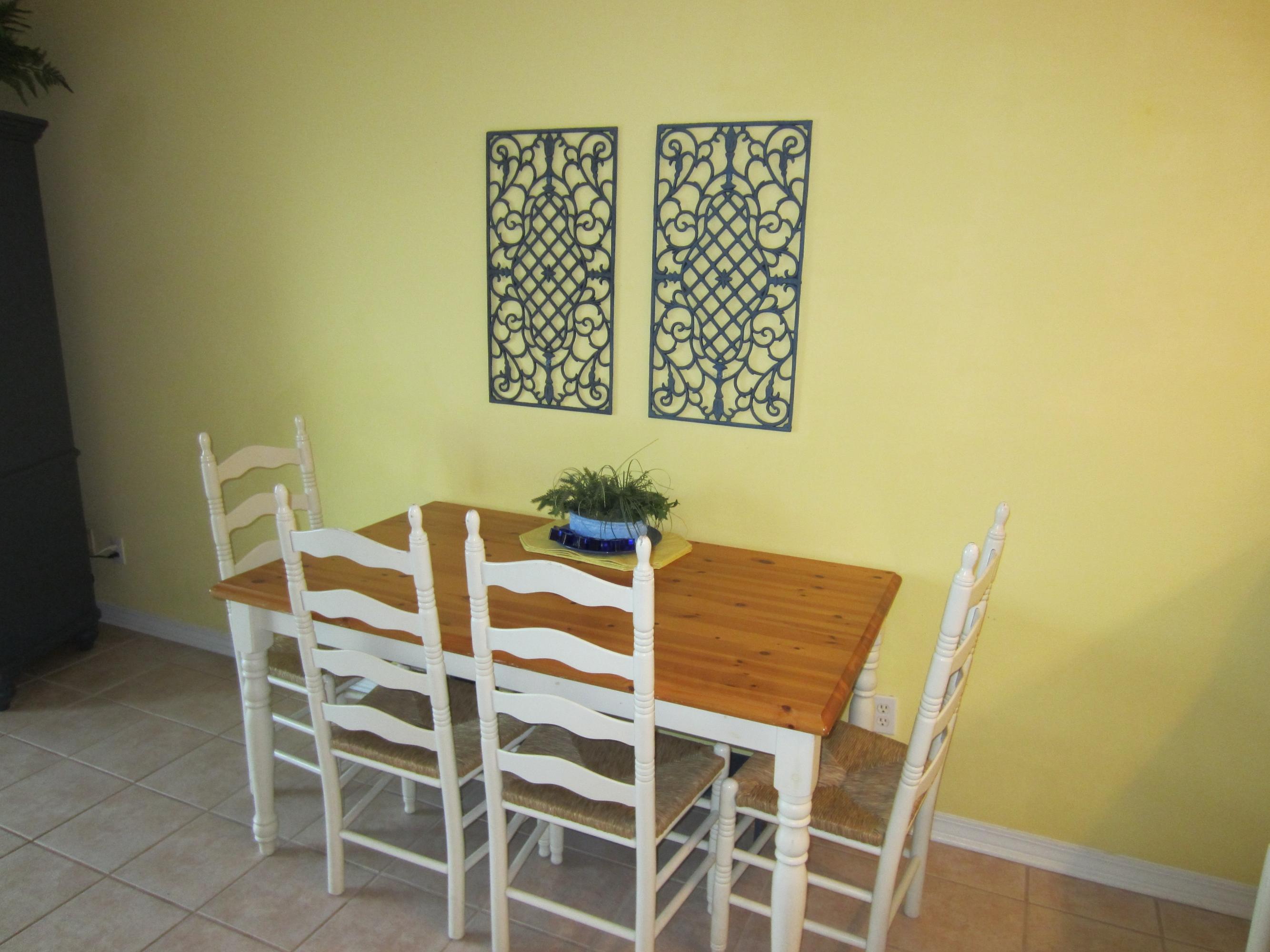 MARAVILLA CONDO 1 - Residential