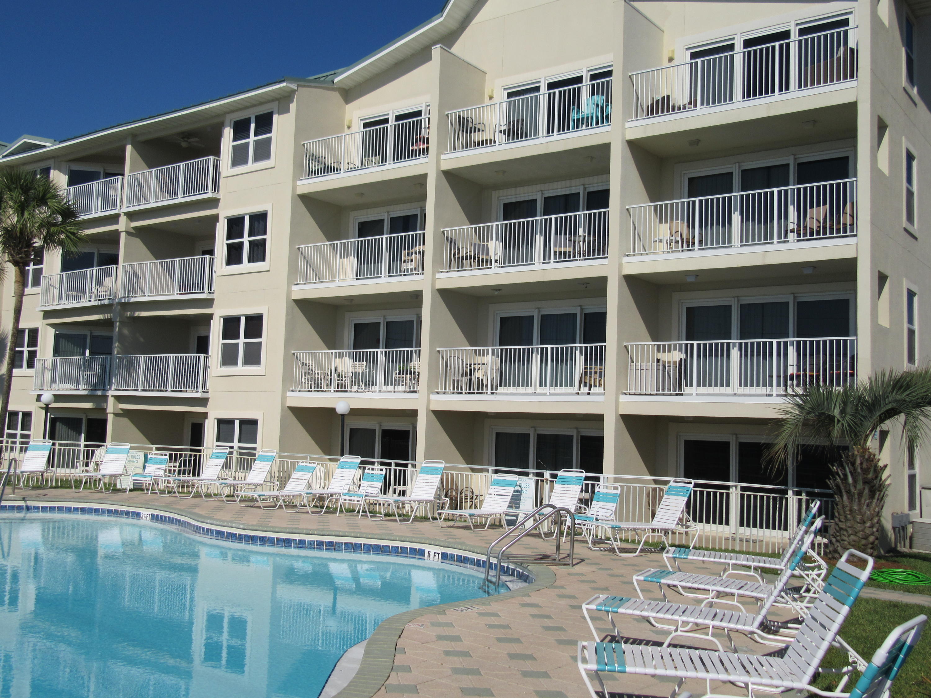 MARAVILLA CONDO 1 - Residential