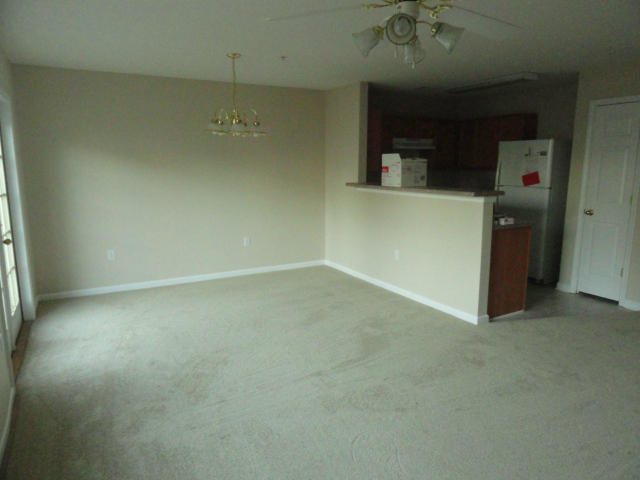 ROLLING PINES - Residential