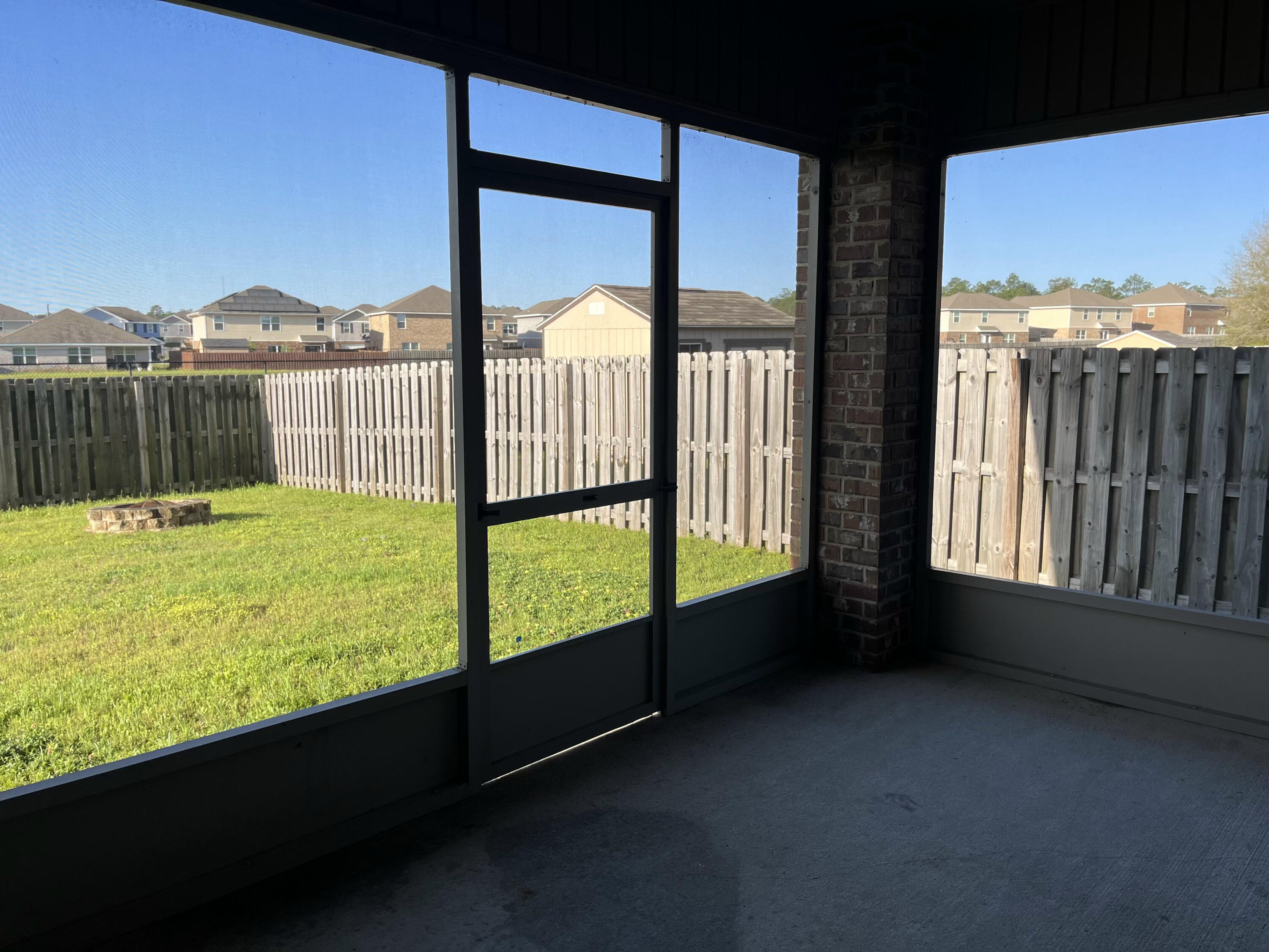 REDSTONE ESTATES - Residential Lease