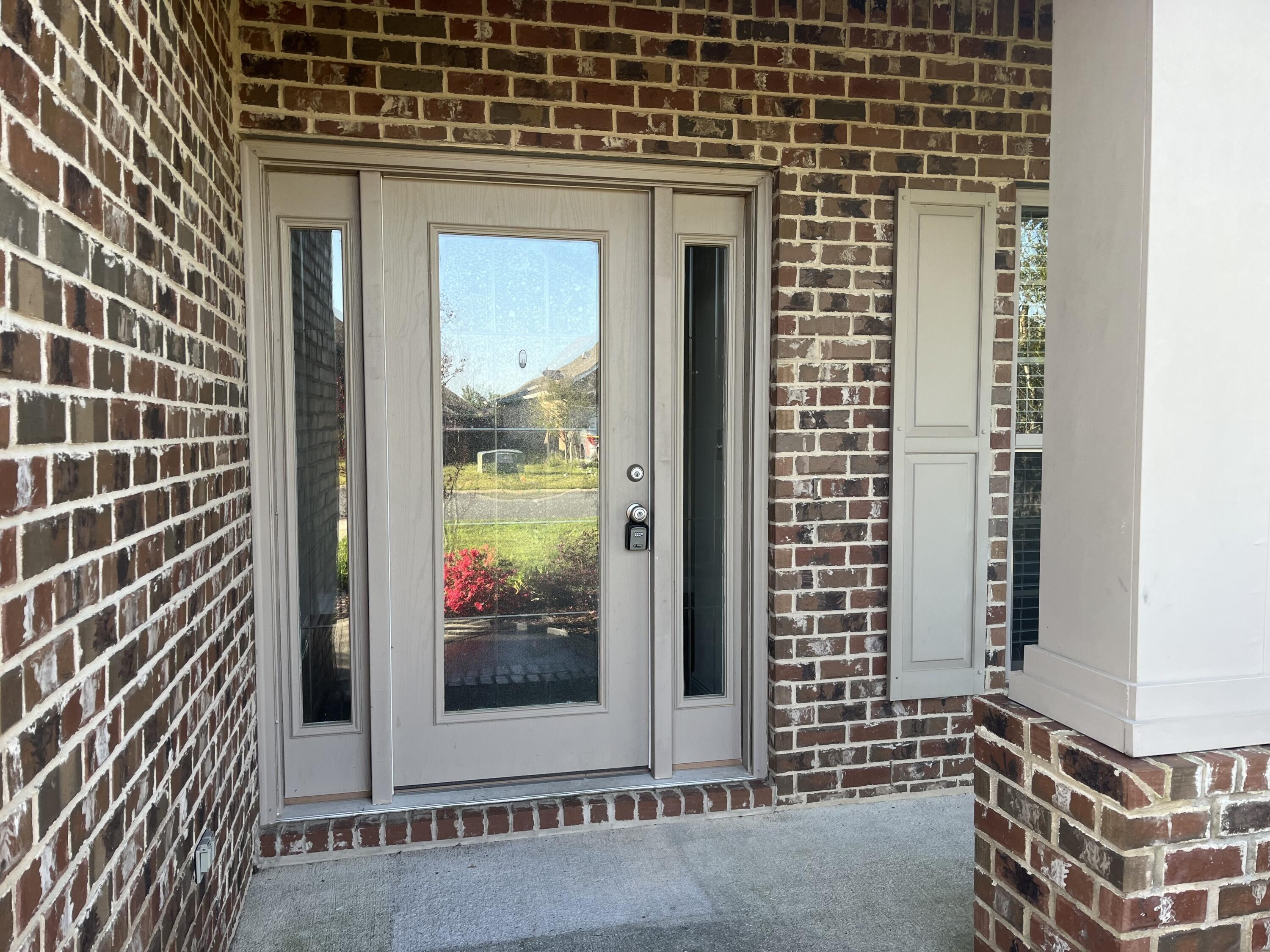 REDSTONE ESTATES - Residential Lease