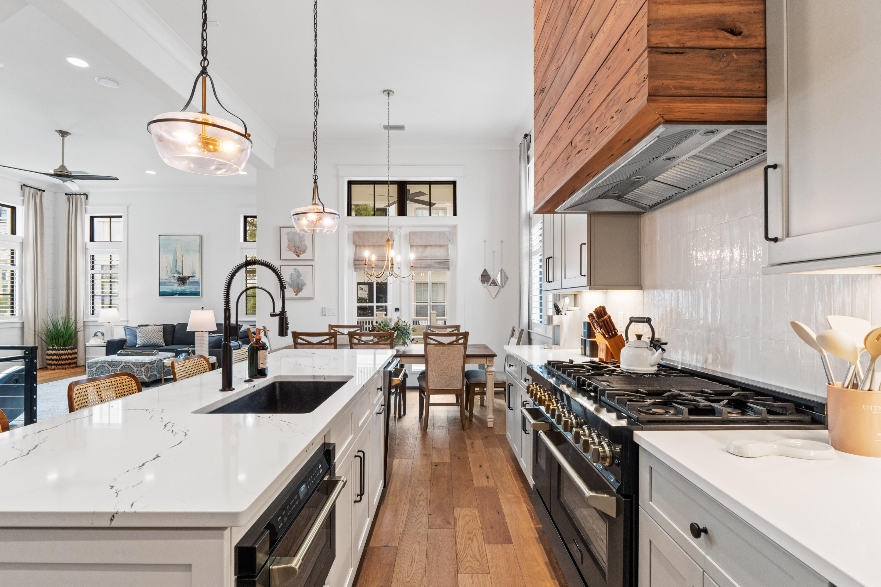 Grande Pointe - Residential