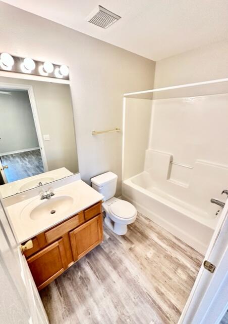 Circle Park Condominiums - Residential Lease