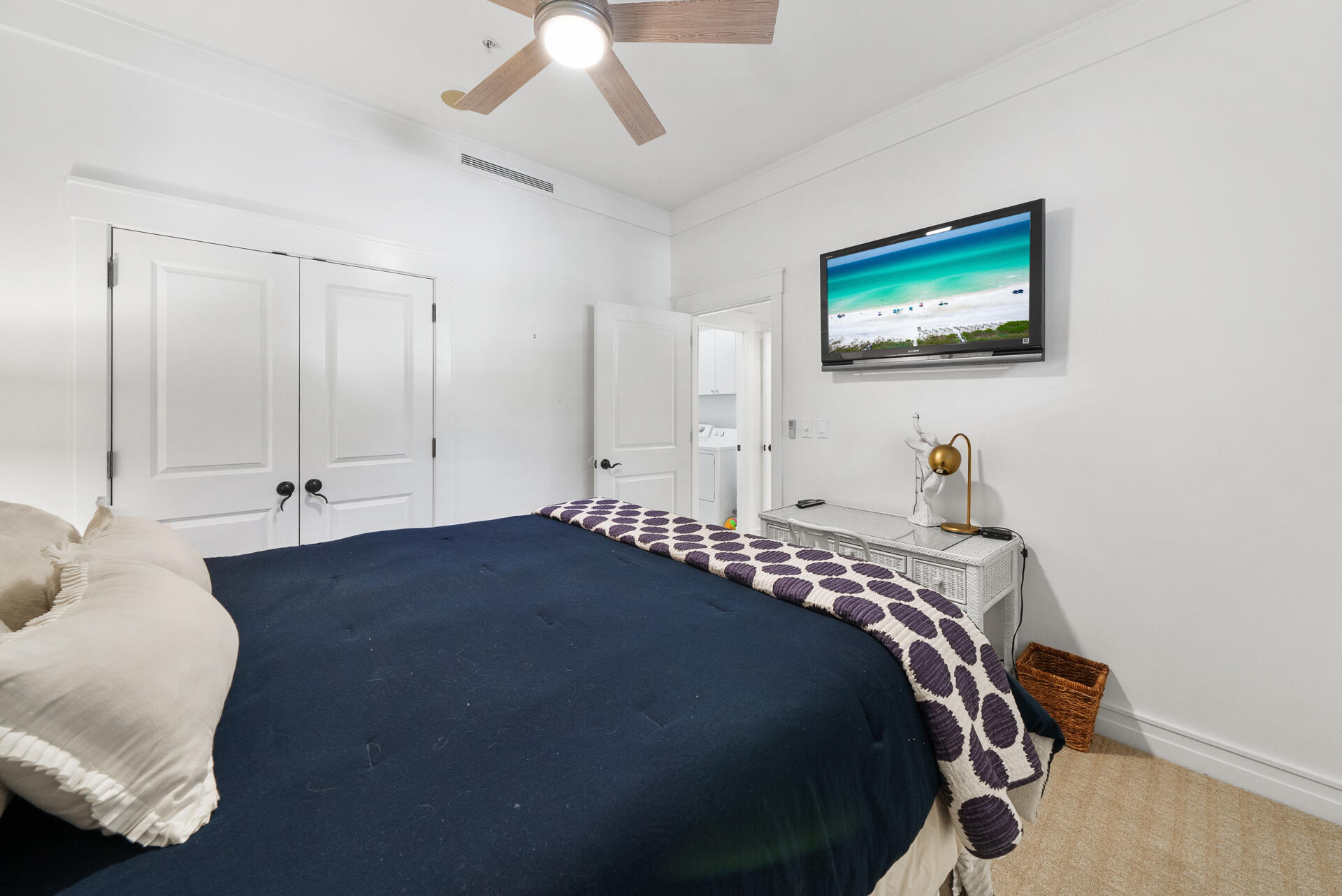 WILD HERON LAKESIDE LODGE - Residential