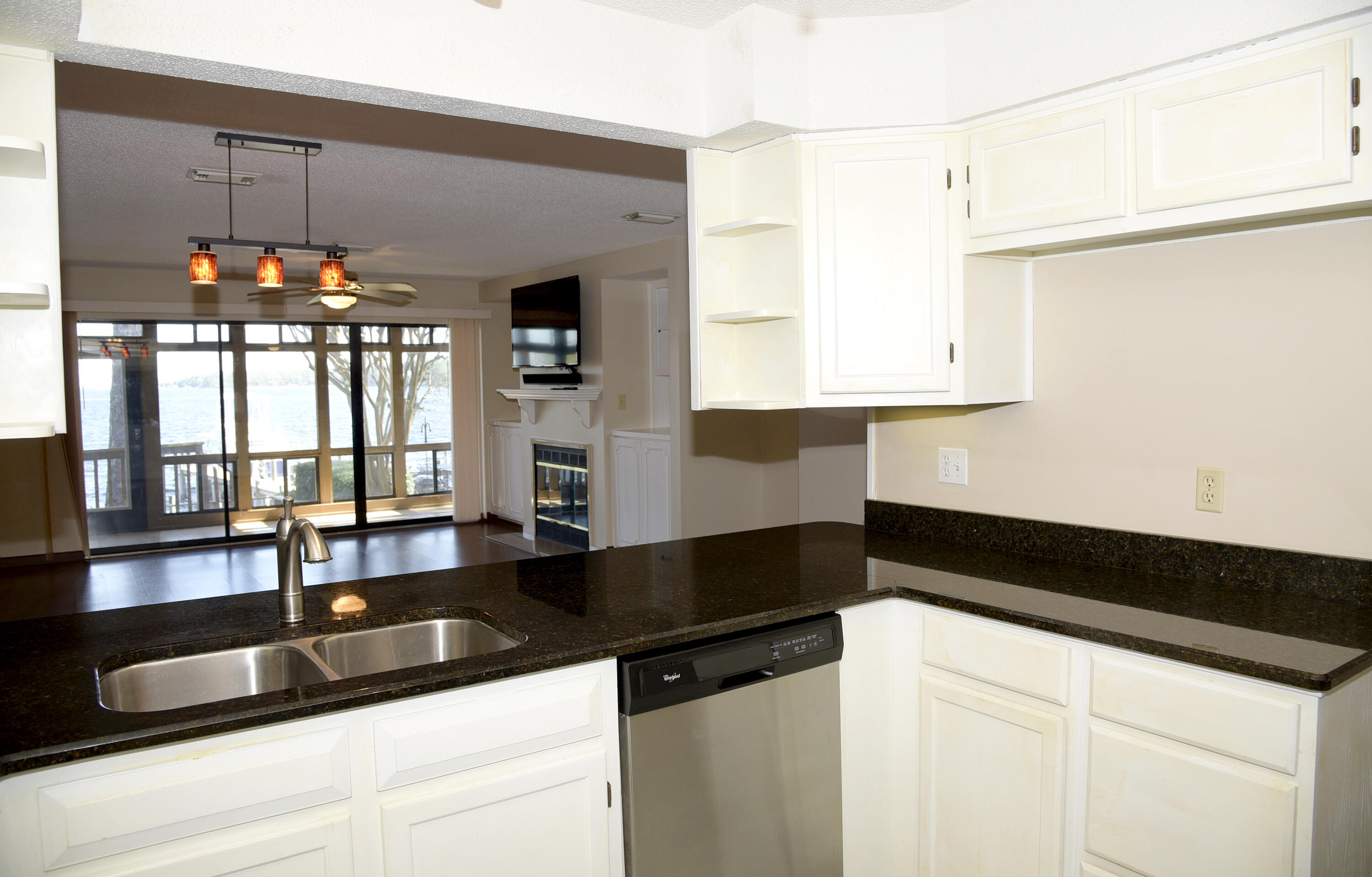 WATER OAKS 4 T/H - Residential Lease