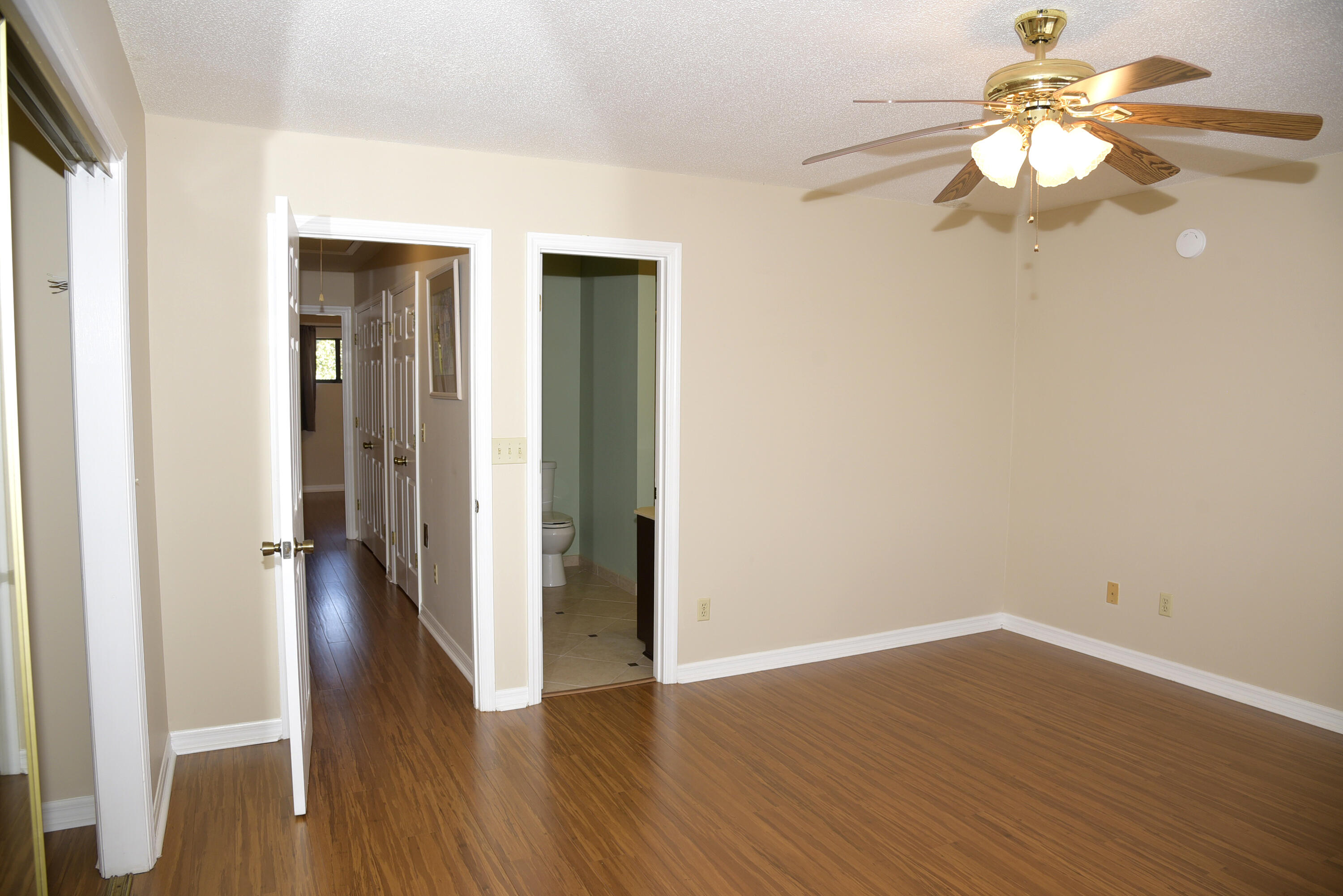 WATER OAKS 4 T/H - Residential Lease