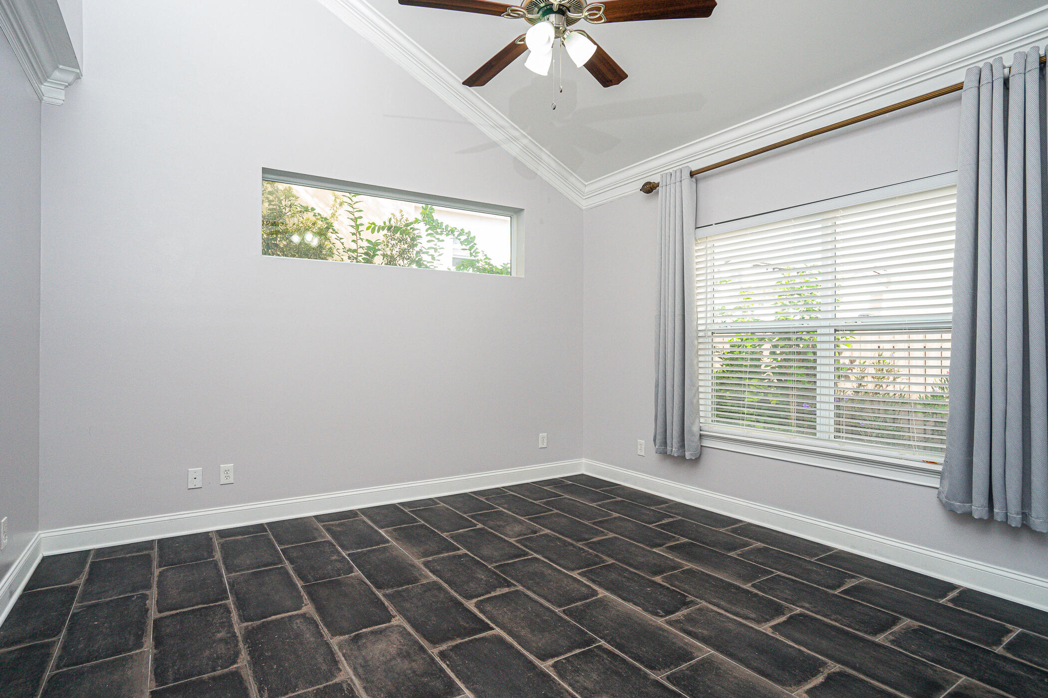 CALUSA BAY S/D - Residential