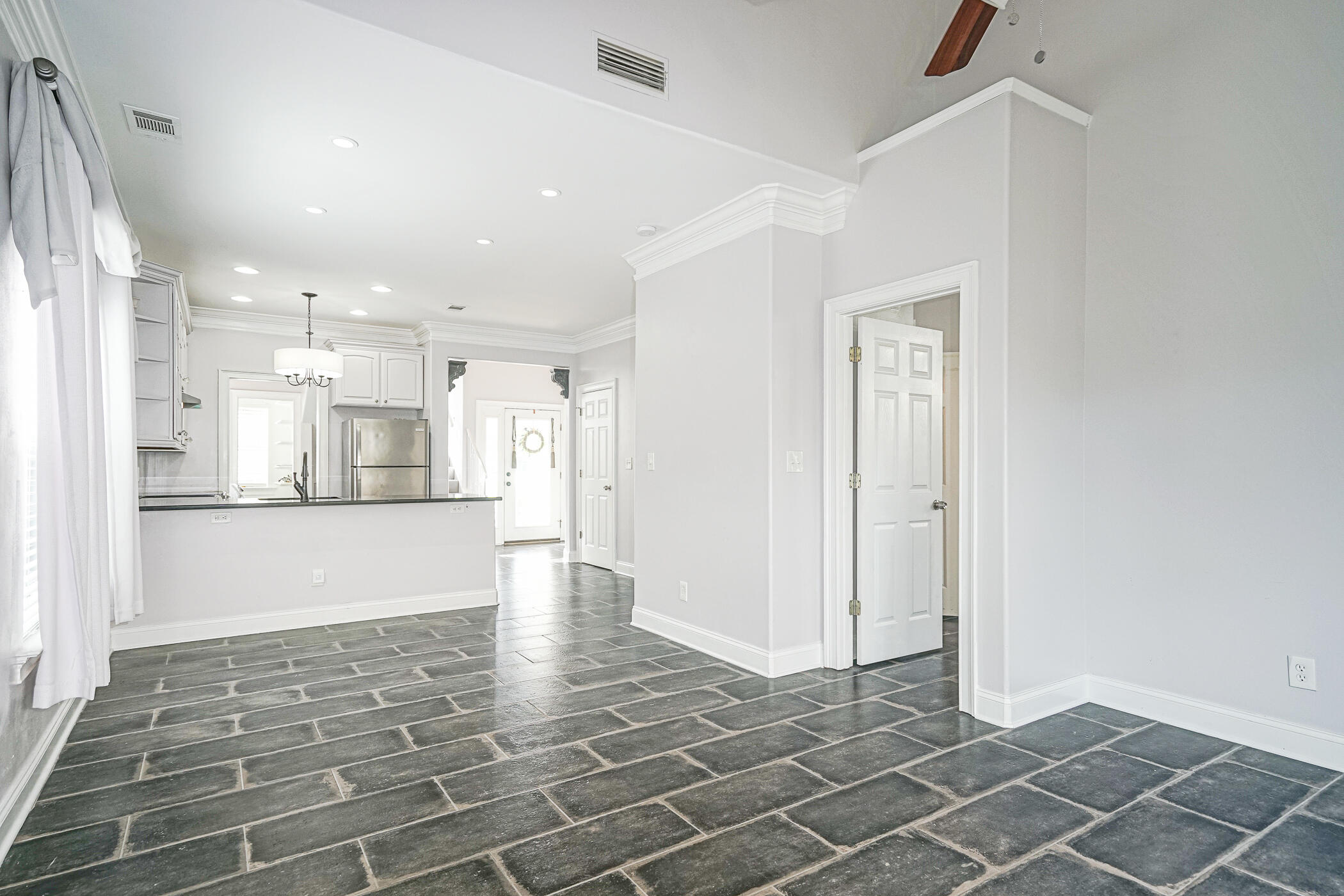 CALUSA BAY S/D - Residential